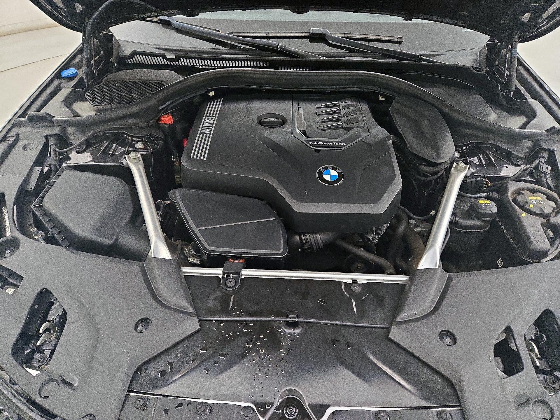 Thumbnail: 2021 BMW 5 Series - 19