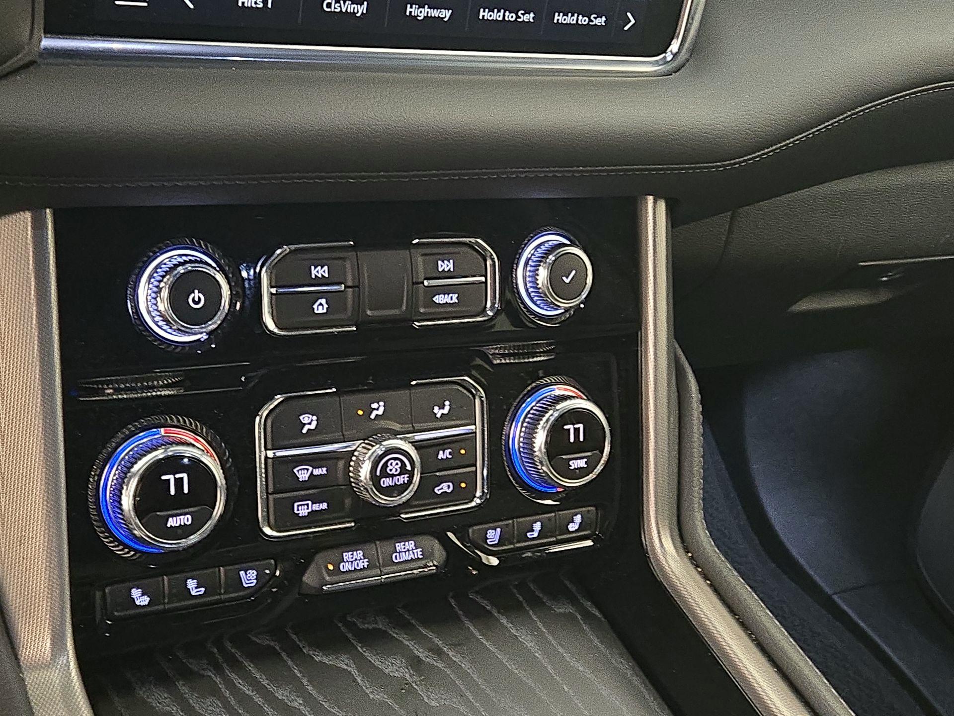 Thumbnail: 2022 GMC Yukon XL - 15