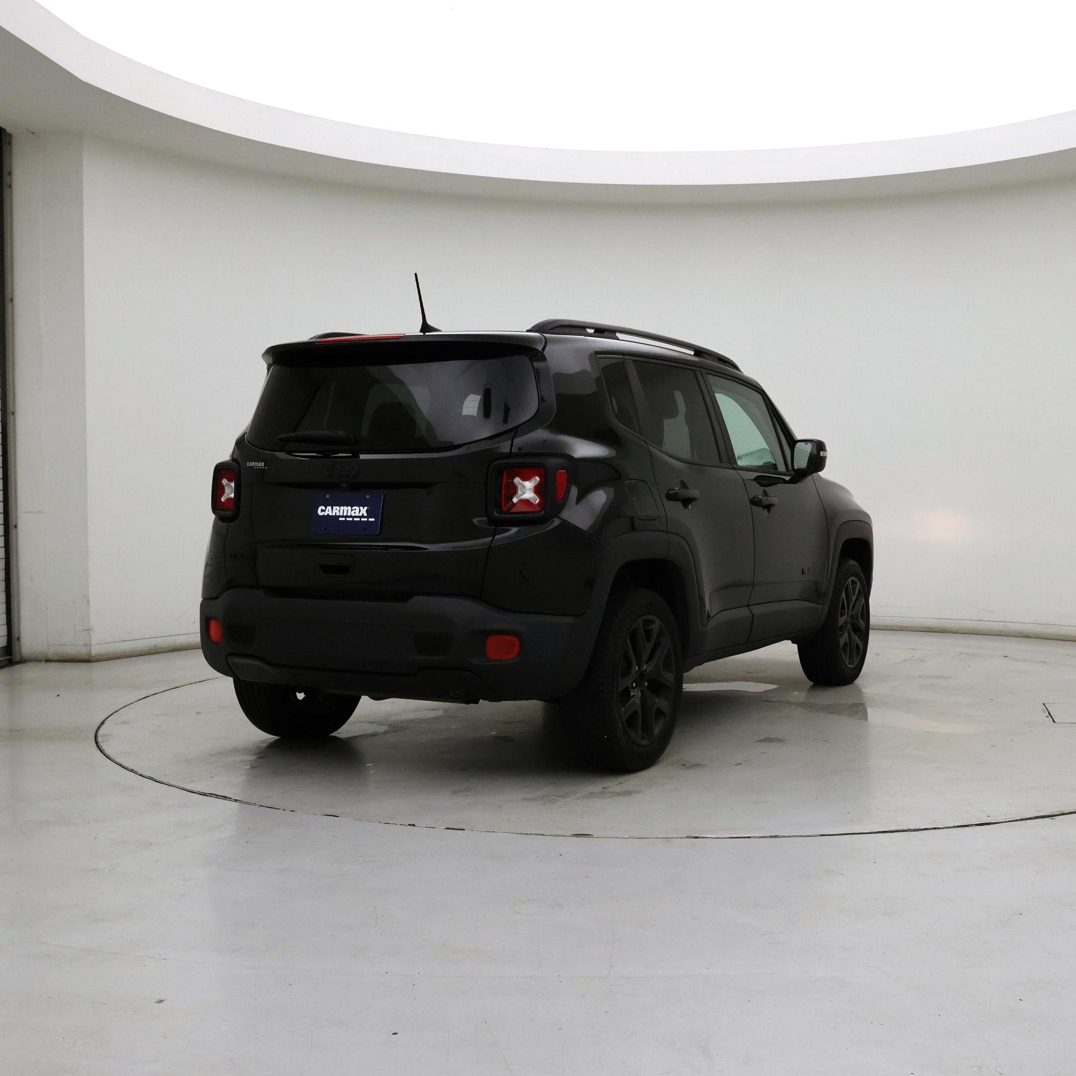 Thumbnail: 2018 Jeep Renegade - 8
