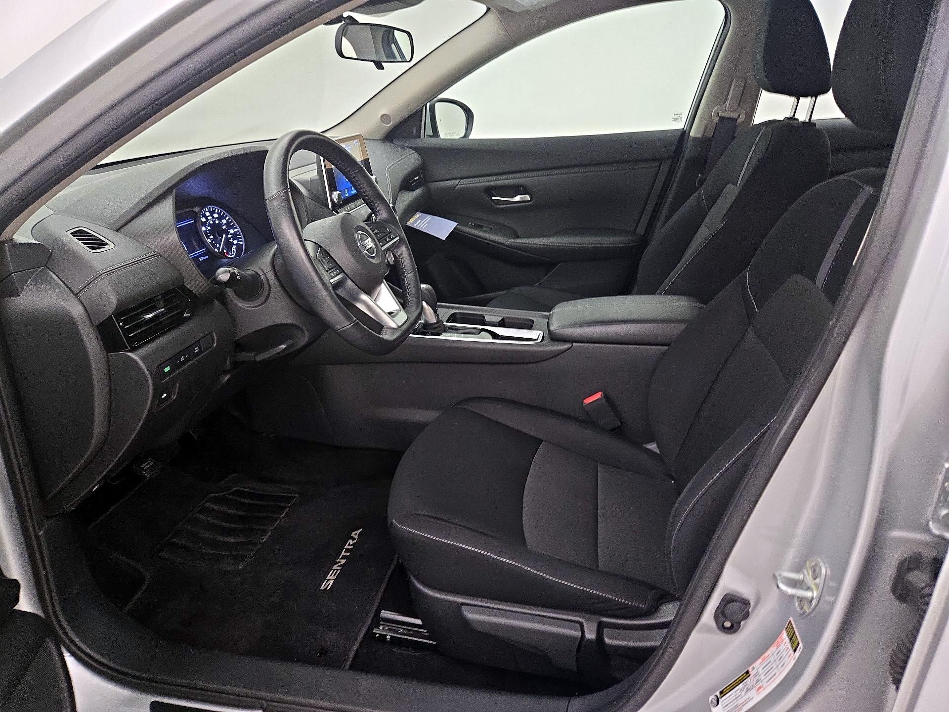 Thumbnail: 2022 Nissan Sentra - 11