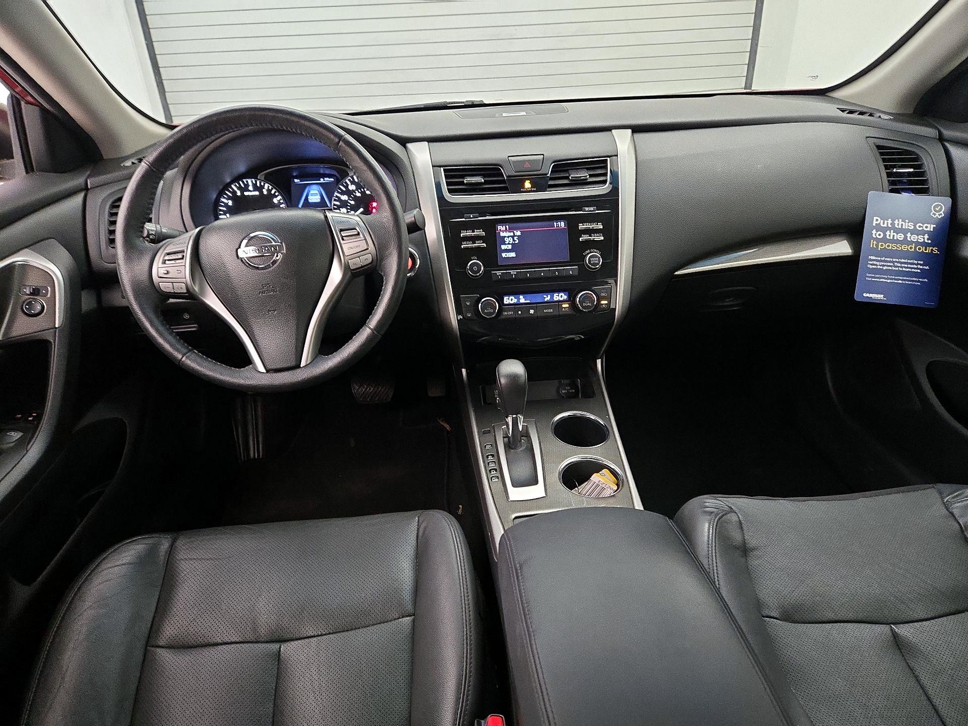 Thumbnail: 2015 Nissan Altima - 9