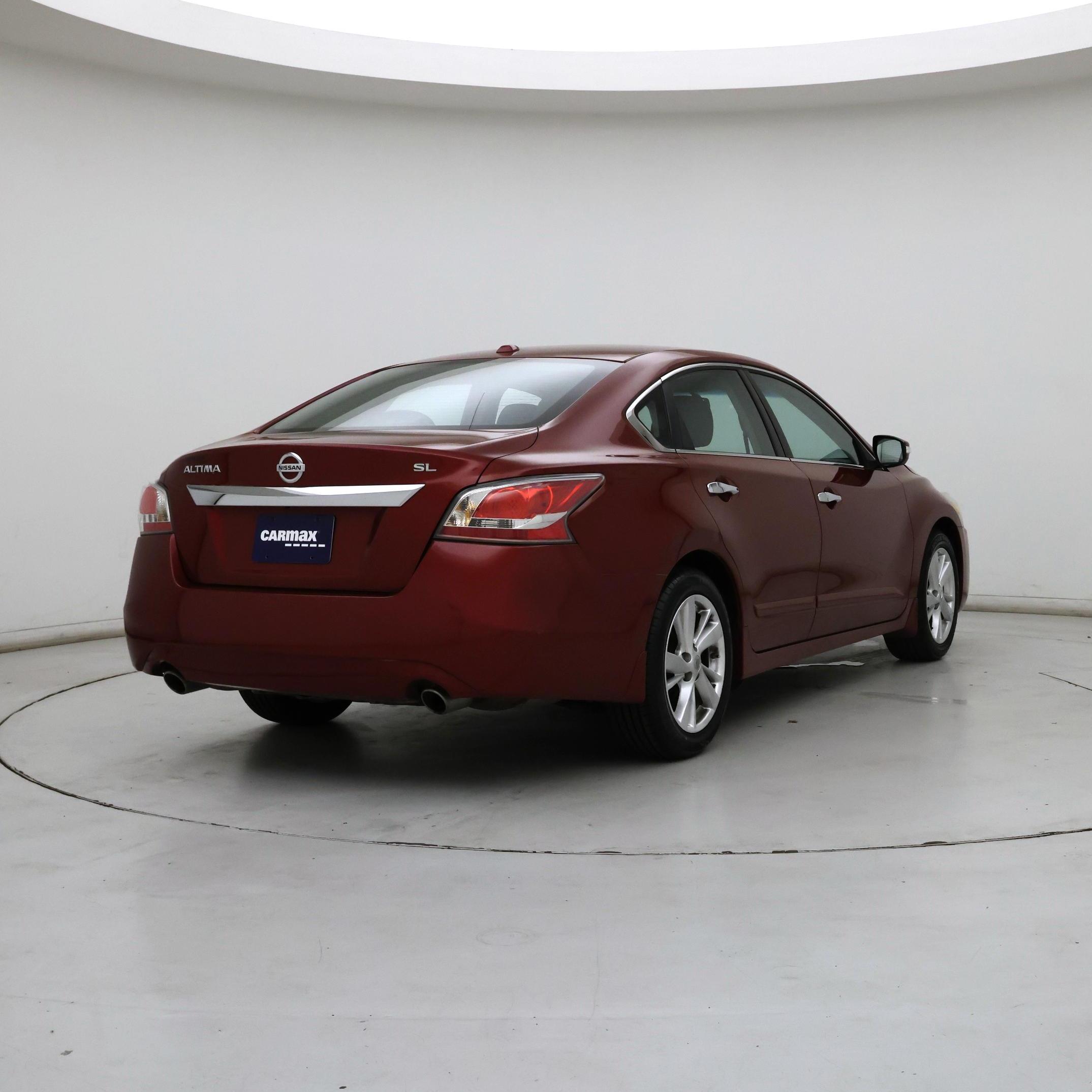 Thumbnail: 2015 Nissan Altima - 8