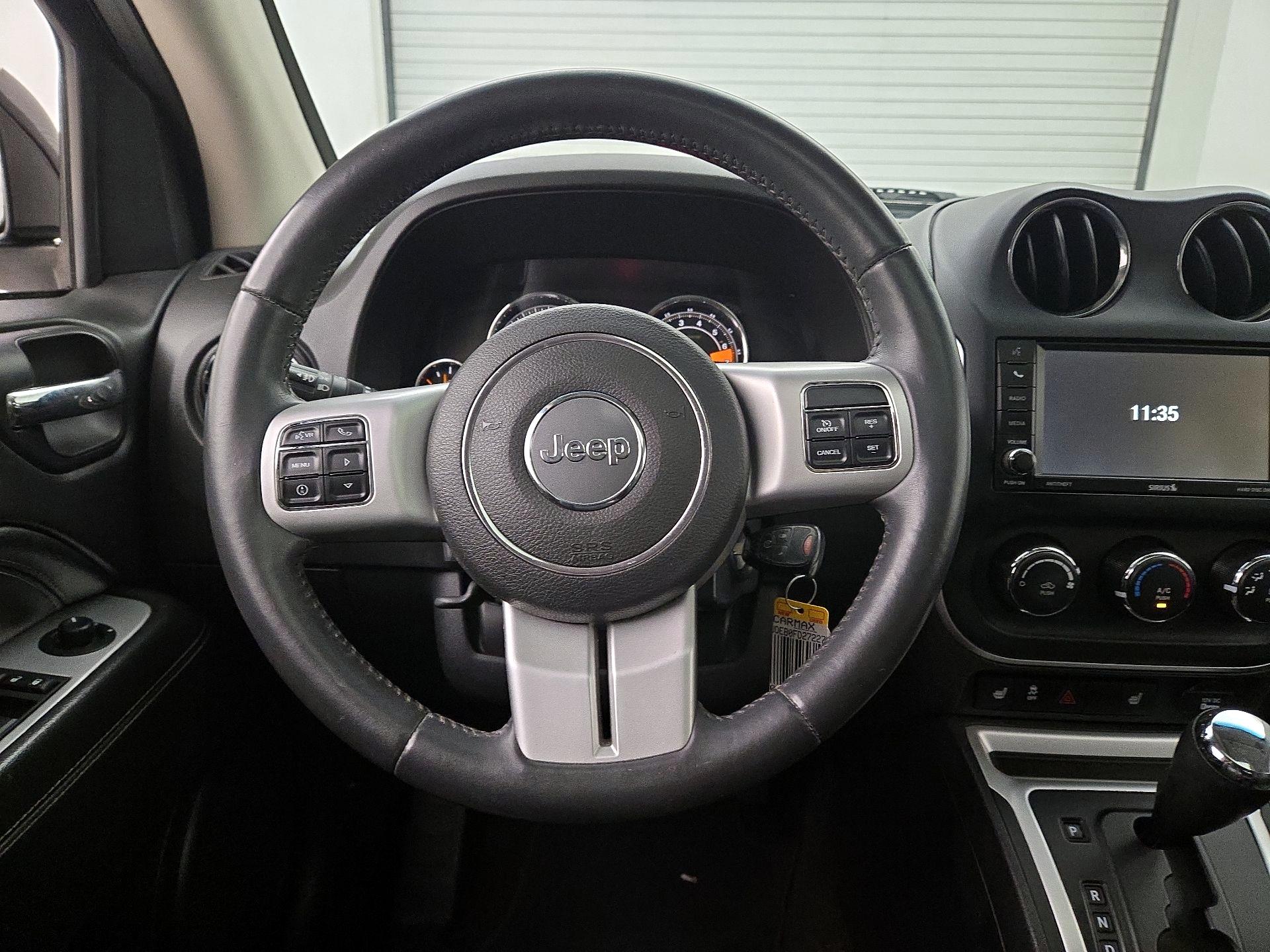 Thumbnail: 2015 Jeep Compass - 10