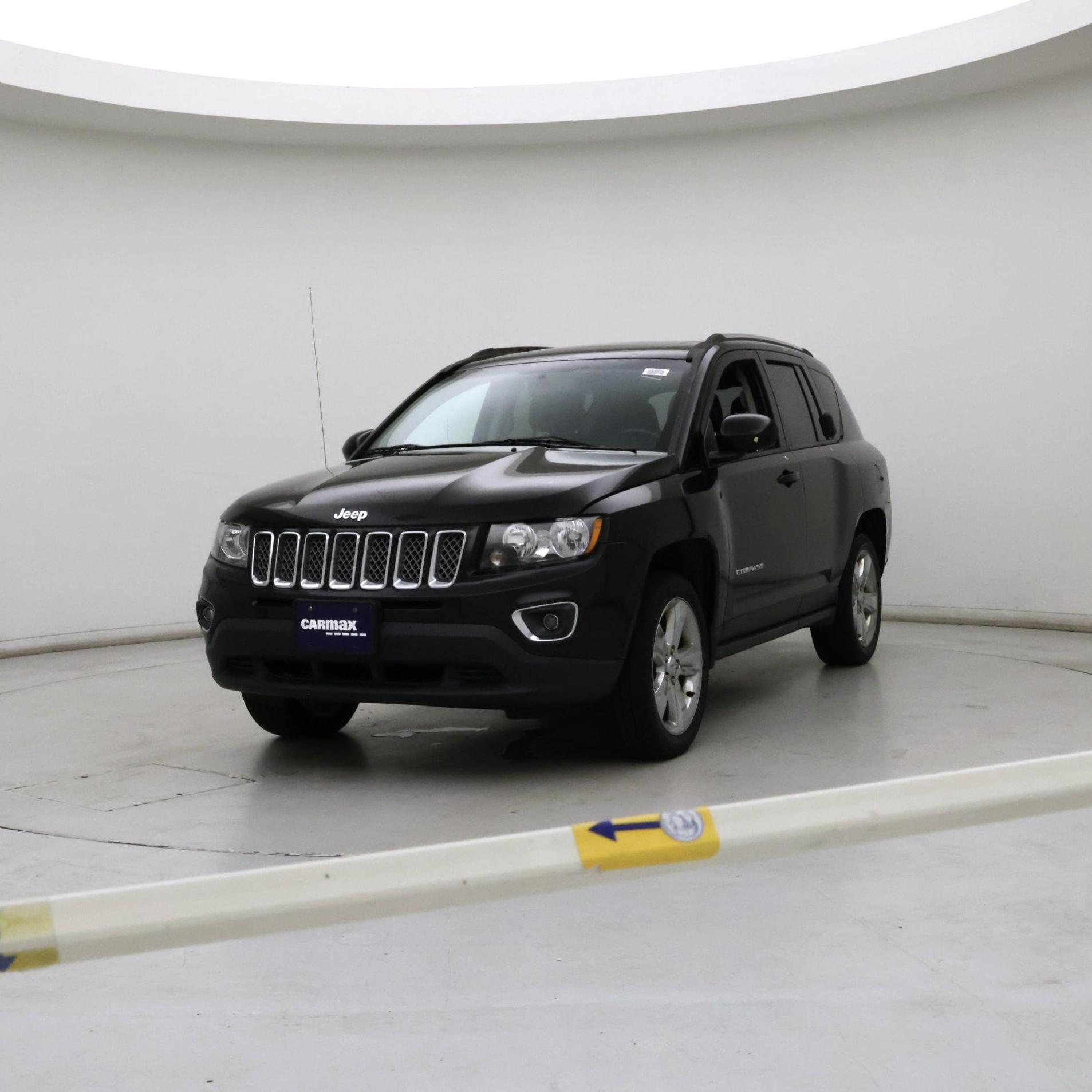 Thumbnail: 2015 Jeep Compass - 4