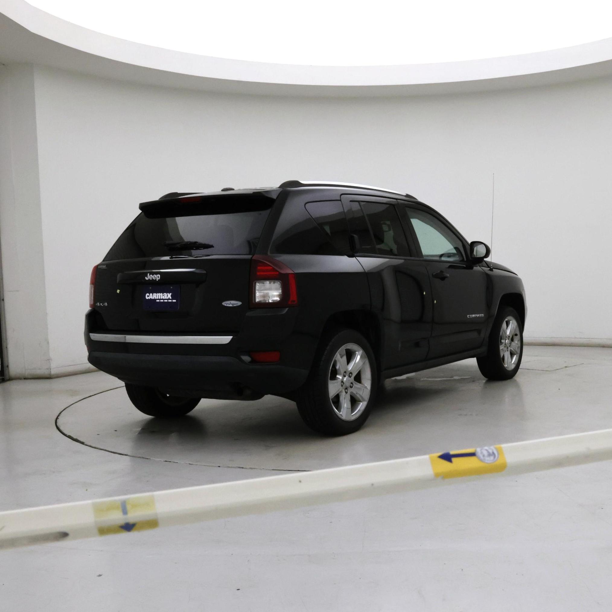 Thumbnail: 2015 Jeep Compass - 8