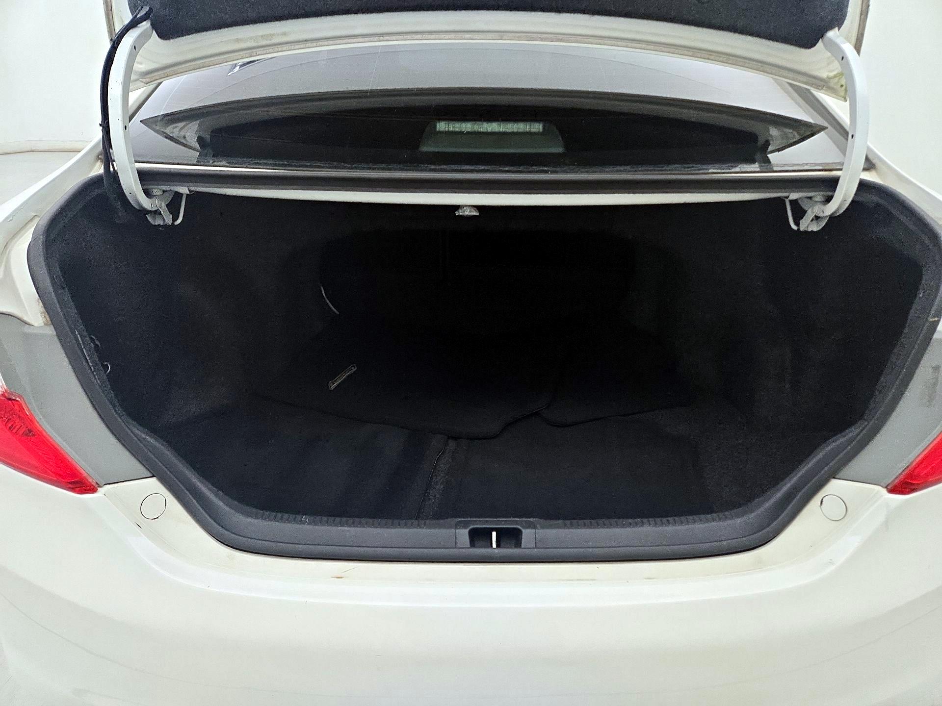 Thumbnail: 2014 Toyota Camry - 20