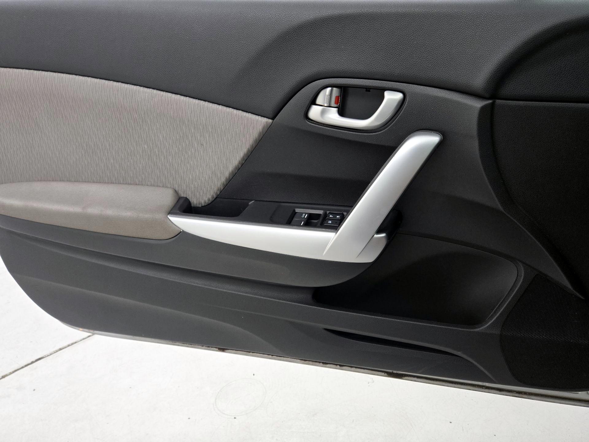 Thumbnail: 2015 Honda Civic - 12