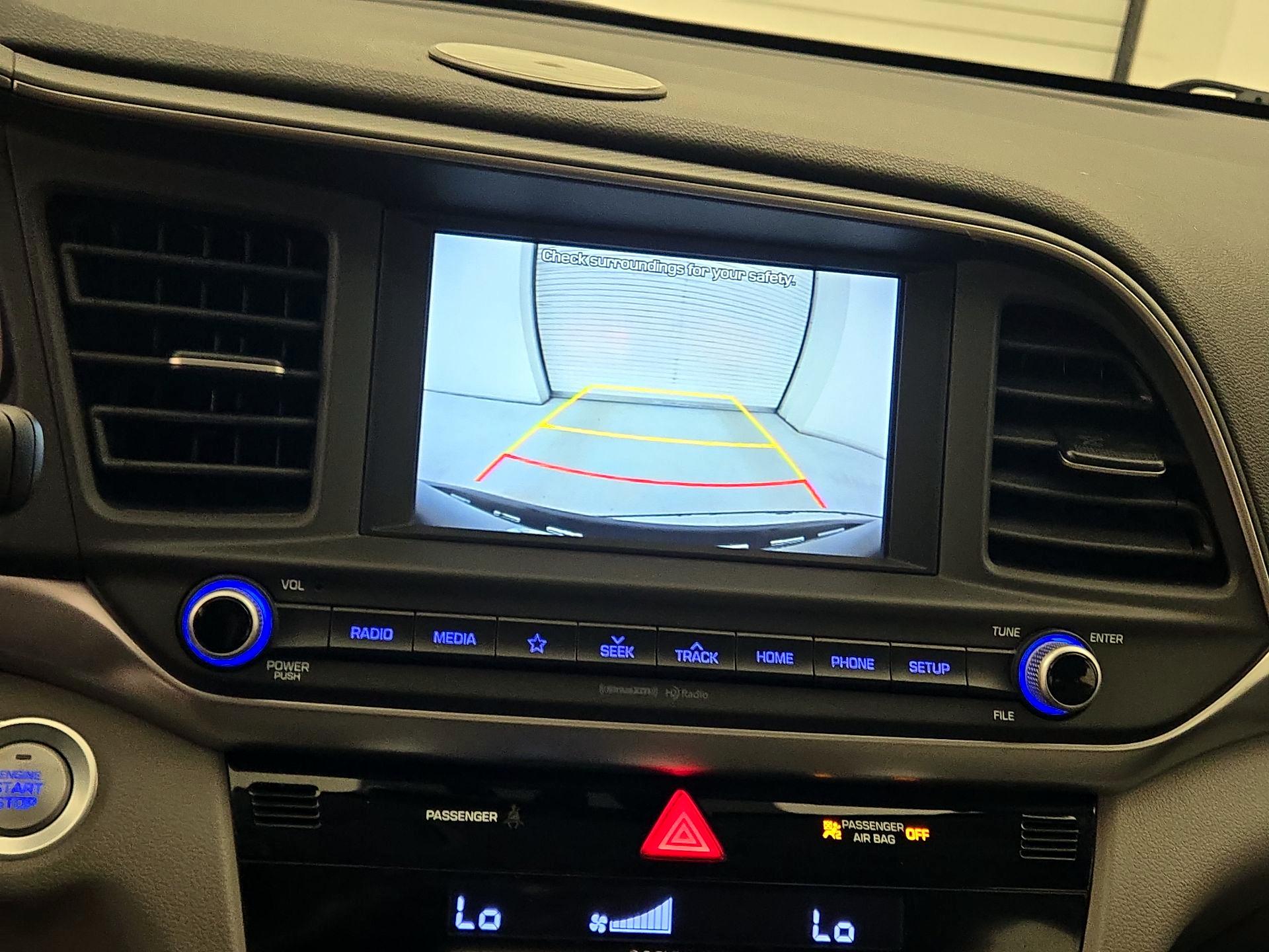 Thumbnail: 2019 Hyundai Elantra - 14
