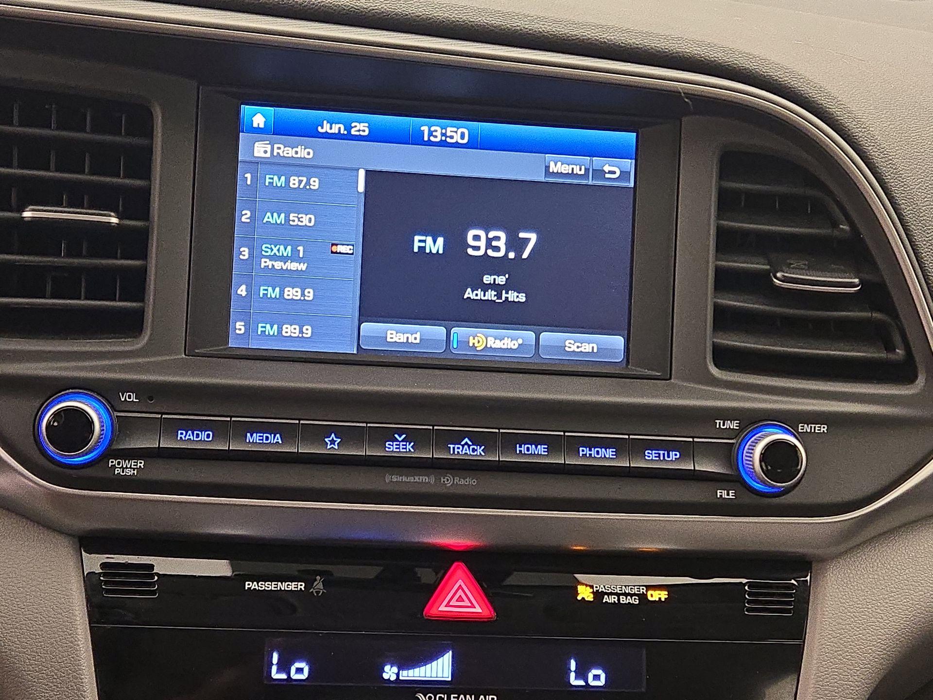 Thumbnail: 2019 Hyundai Elantra - 15
