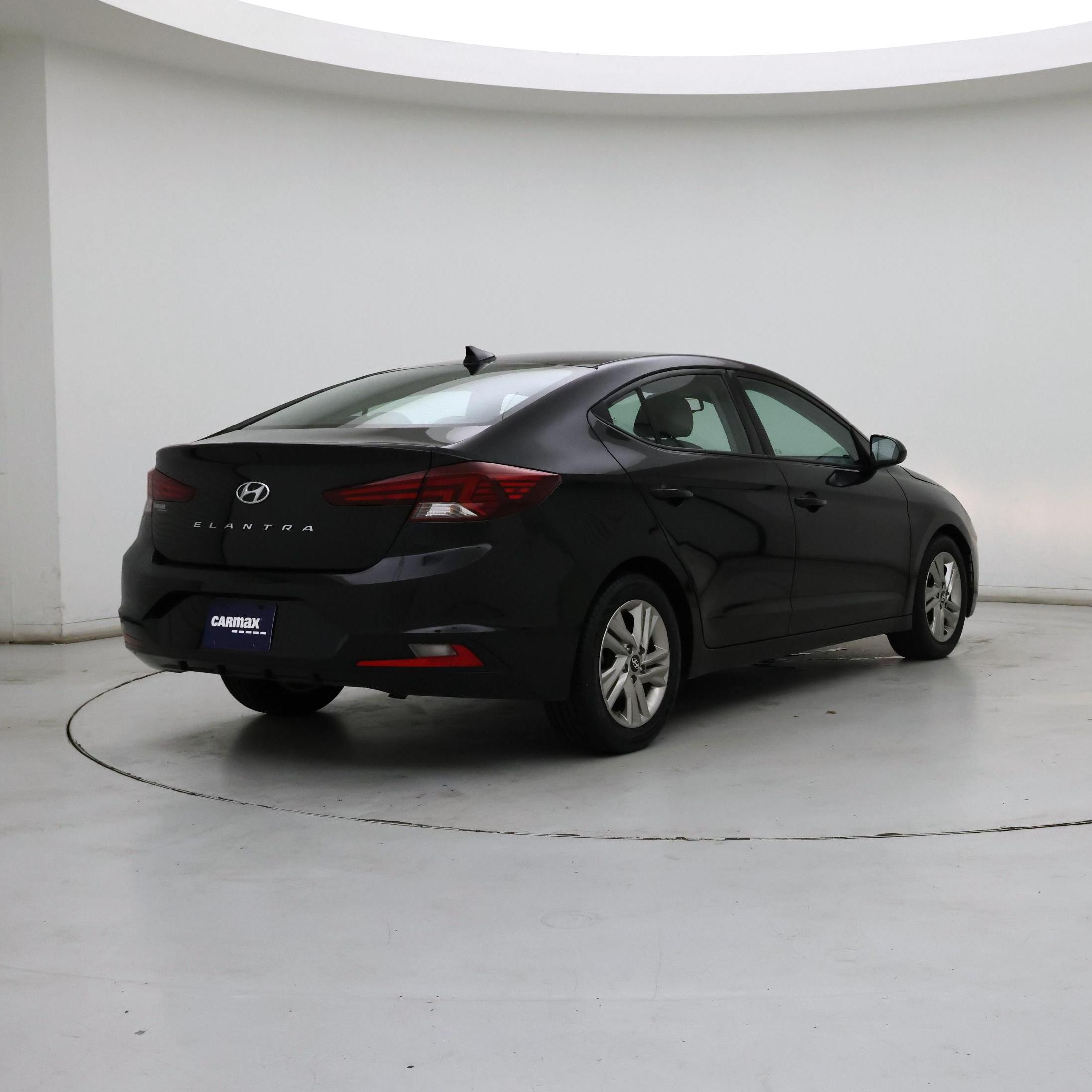 Thumbnail: 2019 Hyundai Elantra - 8