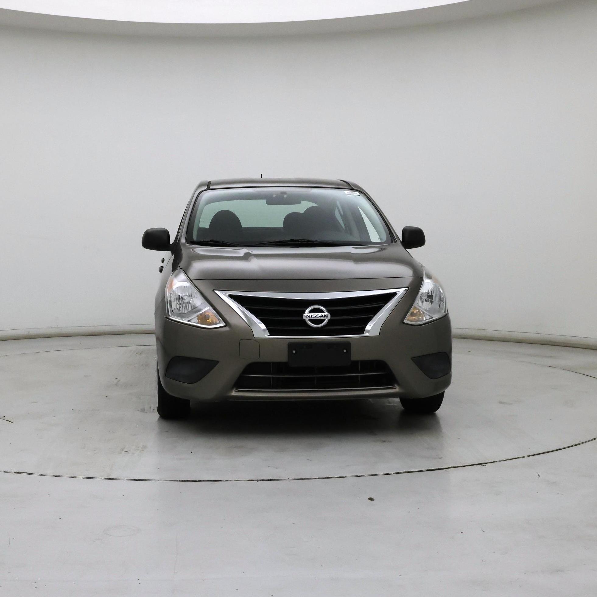 Thumbnail: 2015 Nissan Versa - 5