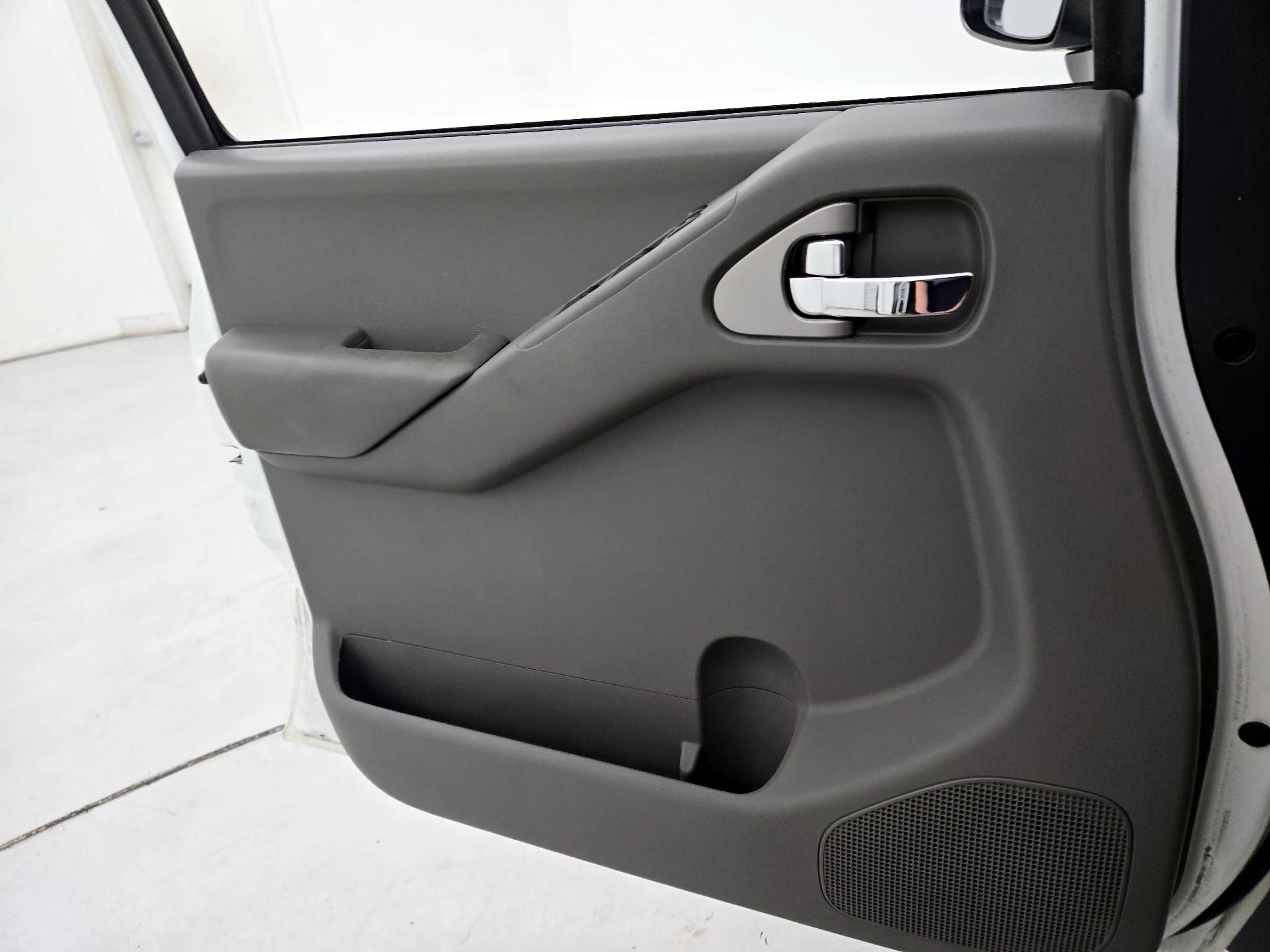 Thumbnail: 2014 Nissan Frontier - 12