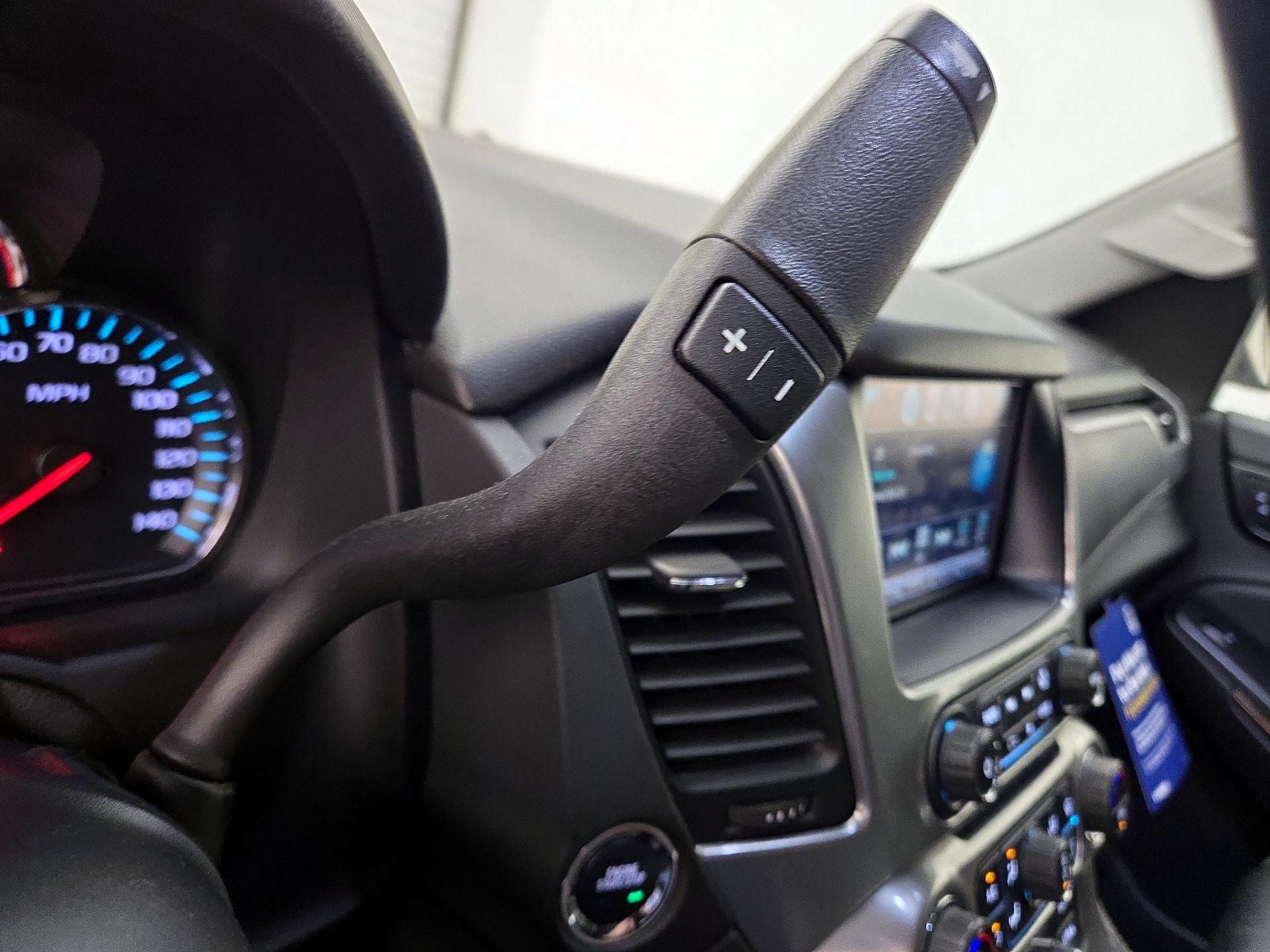 Thumbnail: 2016 Chevrolet Tahoe - 18