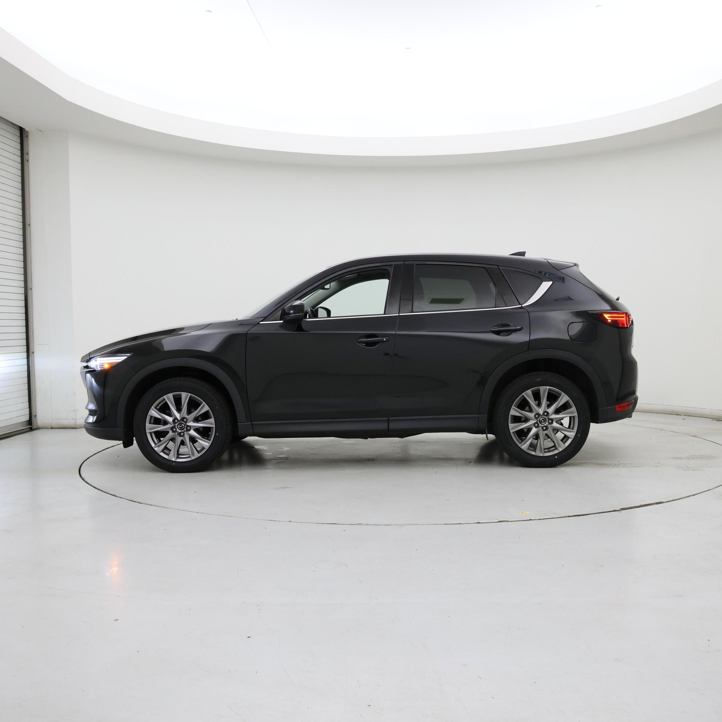 Thumbnail: 2019 Mazda CX-5 - 3