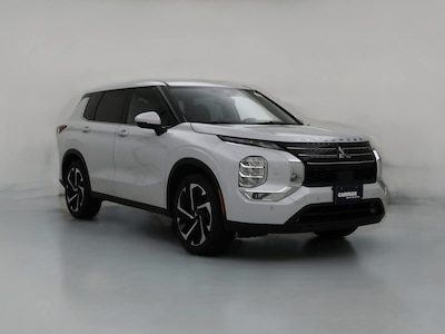 White 2022 Mitsubishi Outlander SE