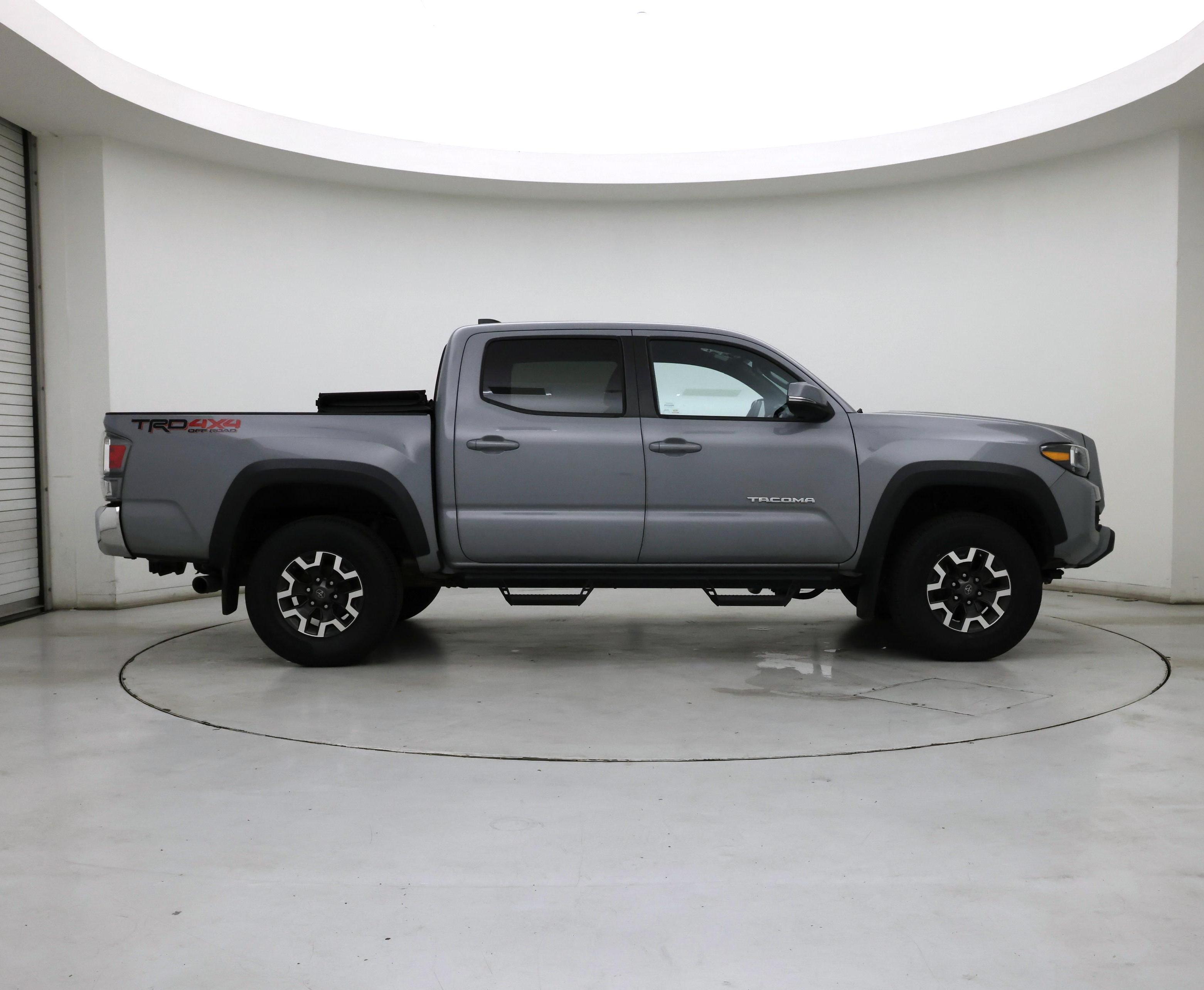 Thumbnail: 2020 Toyota Tacoma - 7
