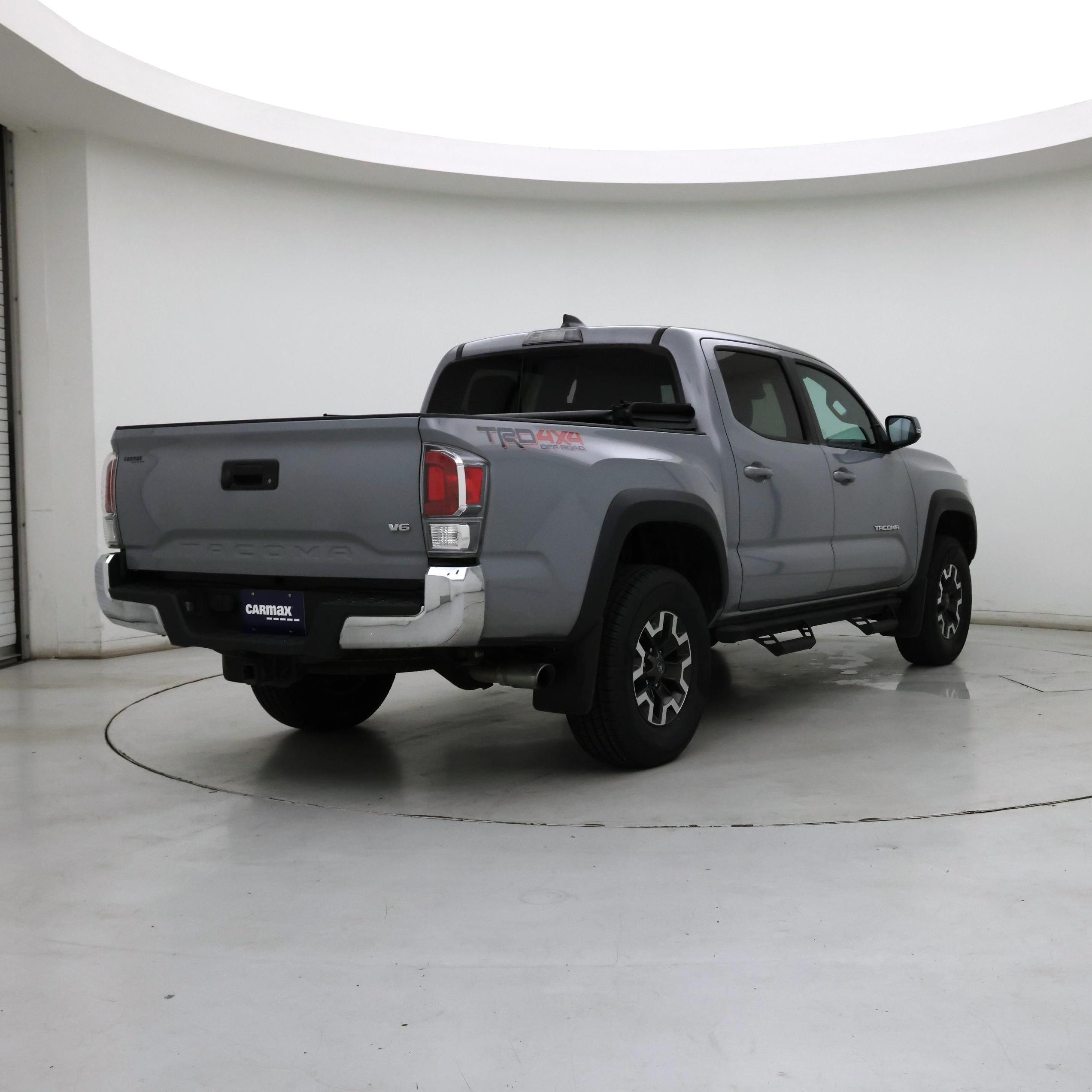 Thumbnail: 2020 Toyota Tacoma - 8