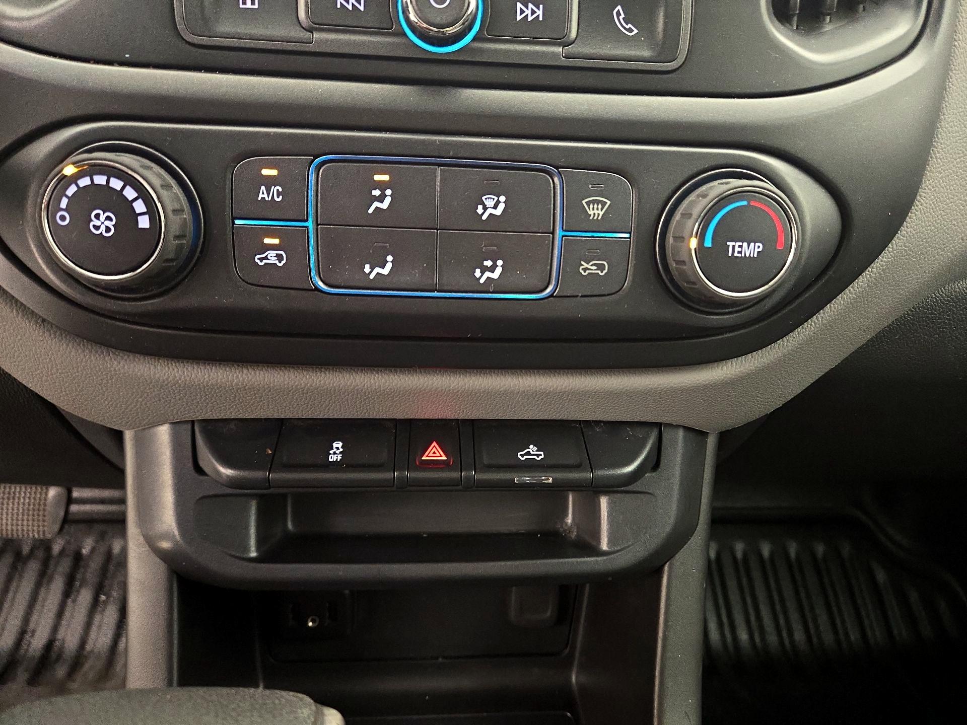 Thumbnail: 2019 Chevrolet Colorado - 16
