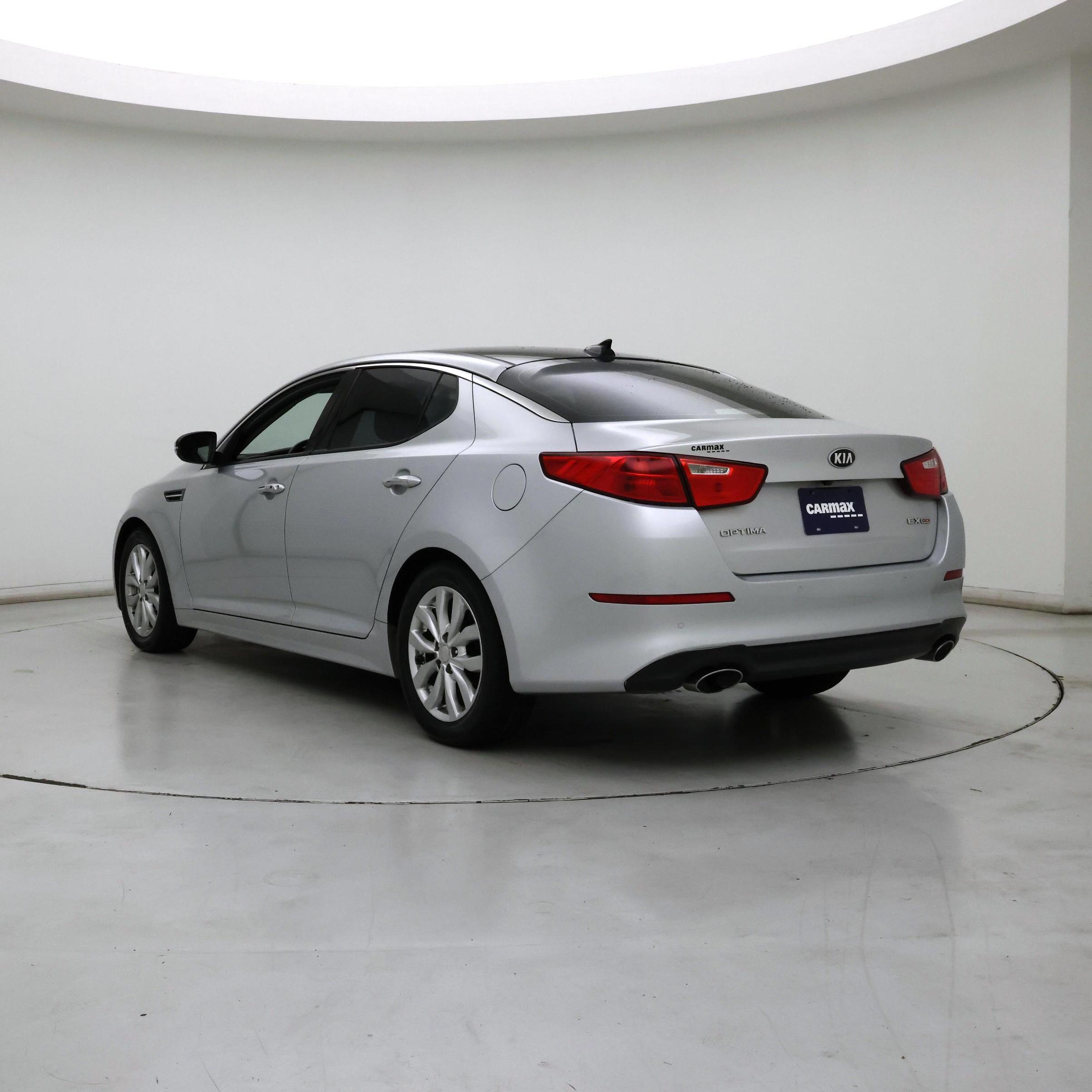 Thumbnail: 2015 Kia Optima - 2
