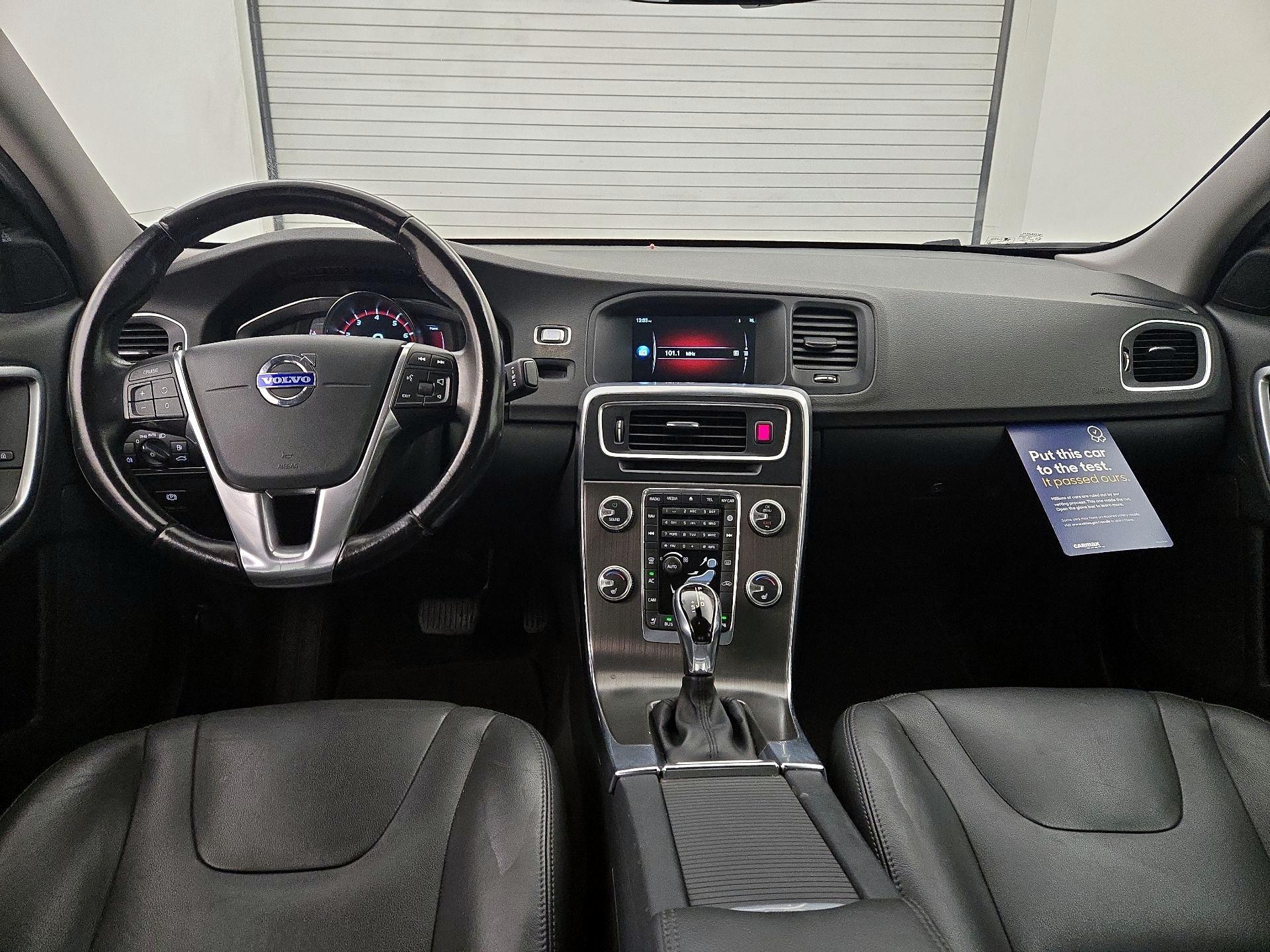 Thumbnail: 2015 Volvo S60 - 9