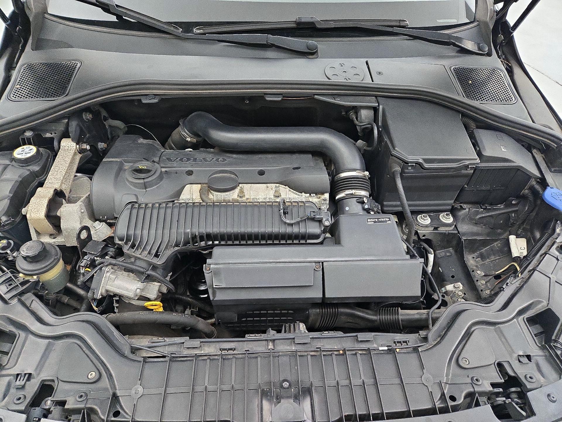 Thumbnail: 2015 Volvo S60 - 20