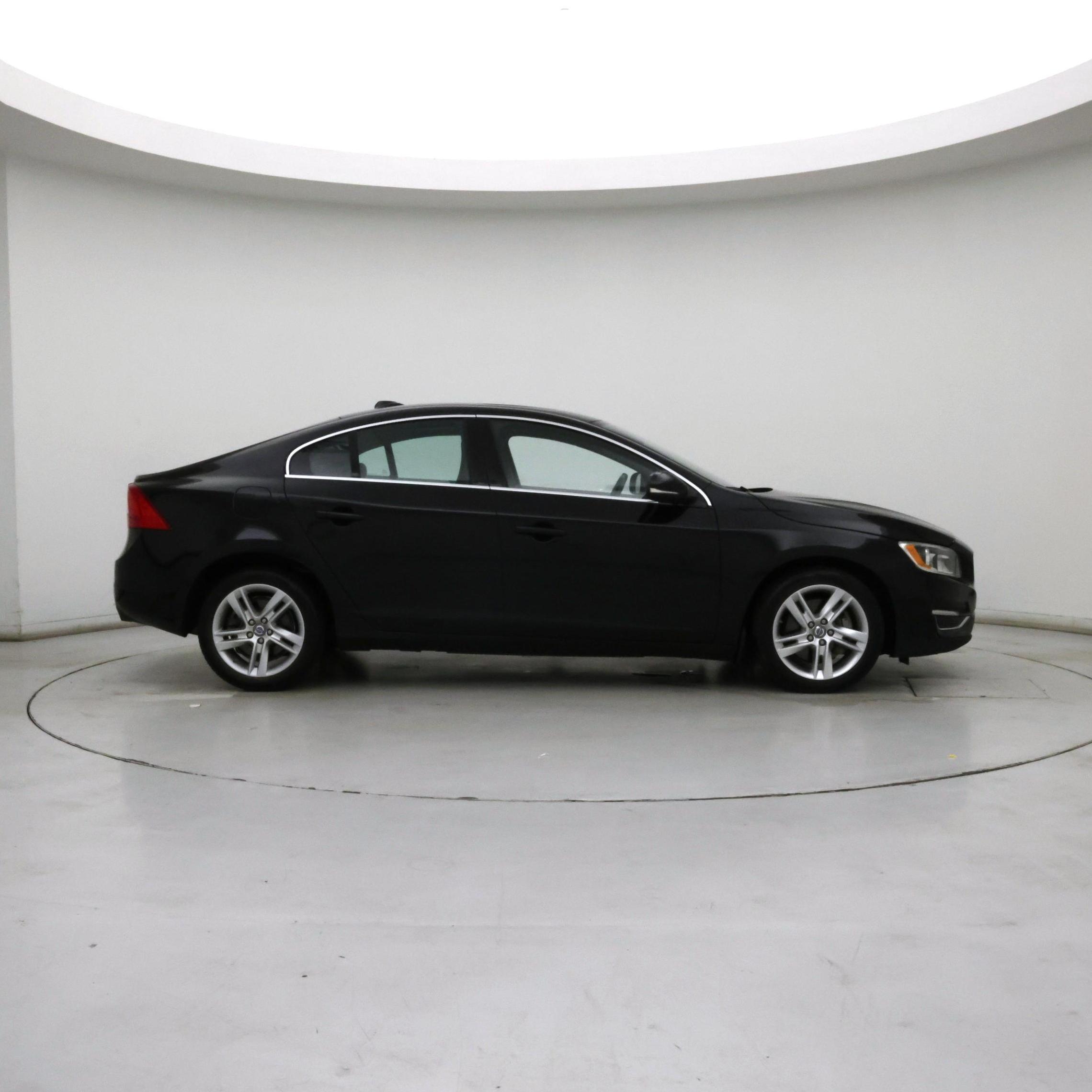 Thumbnail: 2015 Volvo S60 - 7