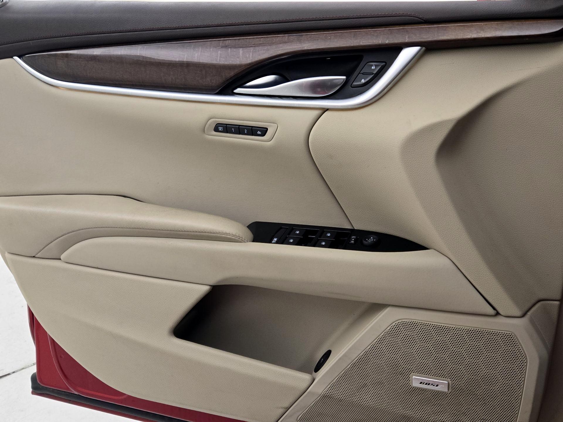 Thumbnail: 2014 Cadillac XTS - 12