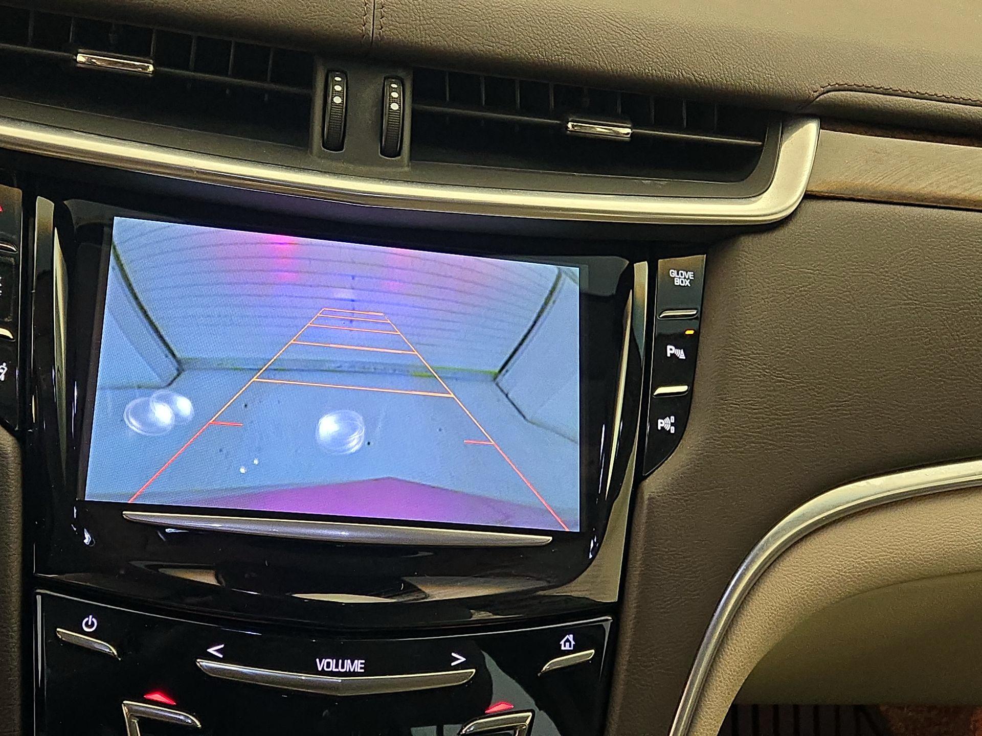 Thumbnail: 2014 Cadillac XTS - 13