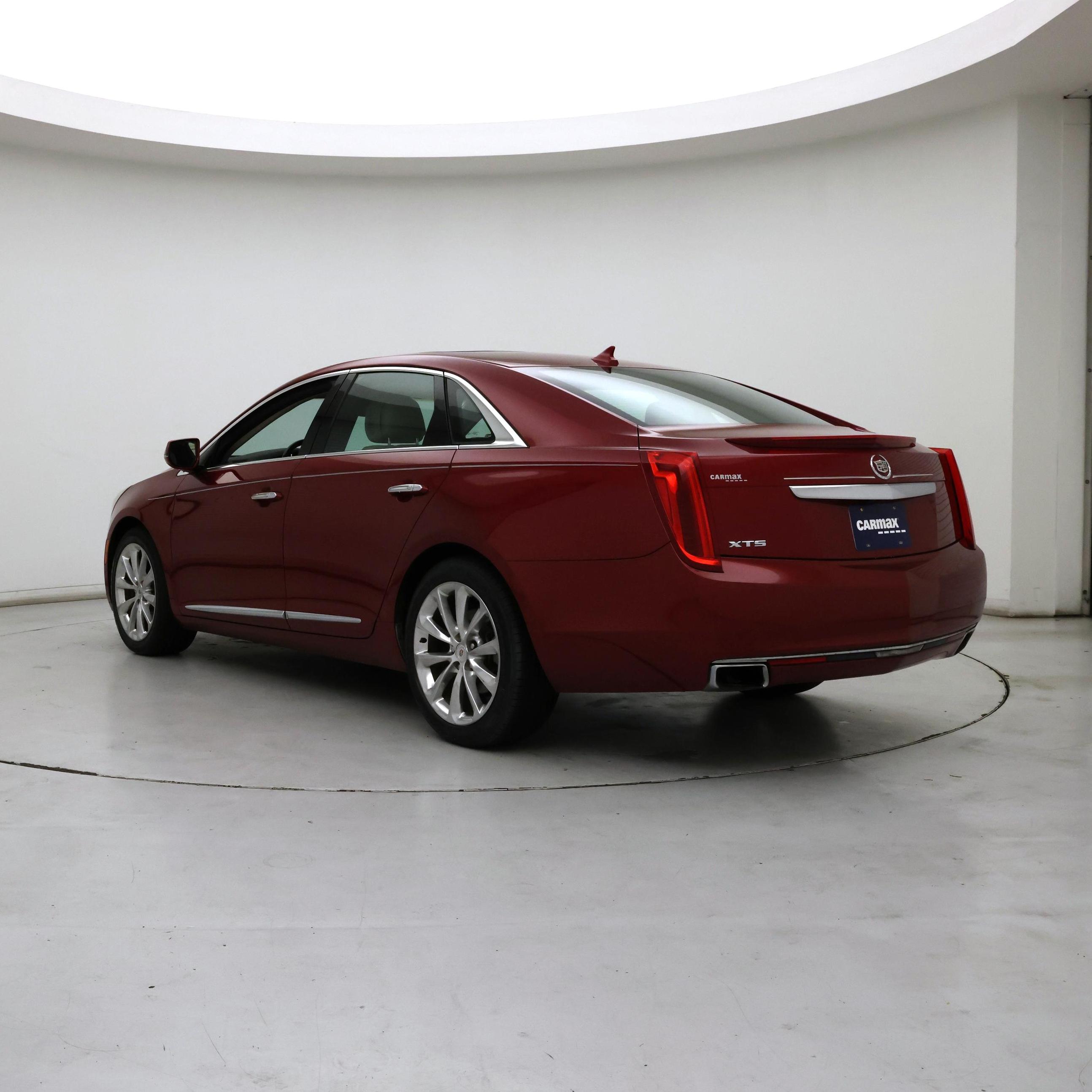 Thumbnail: 2014 Cadillac XTS - 2