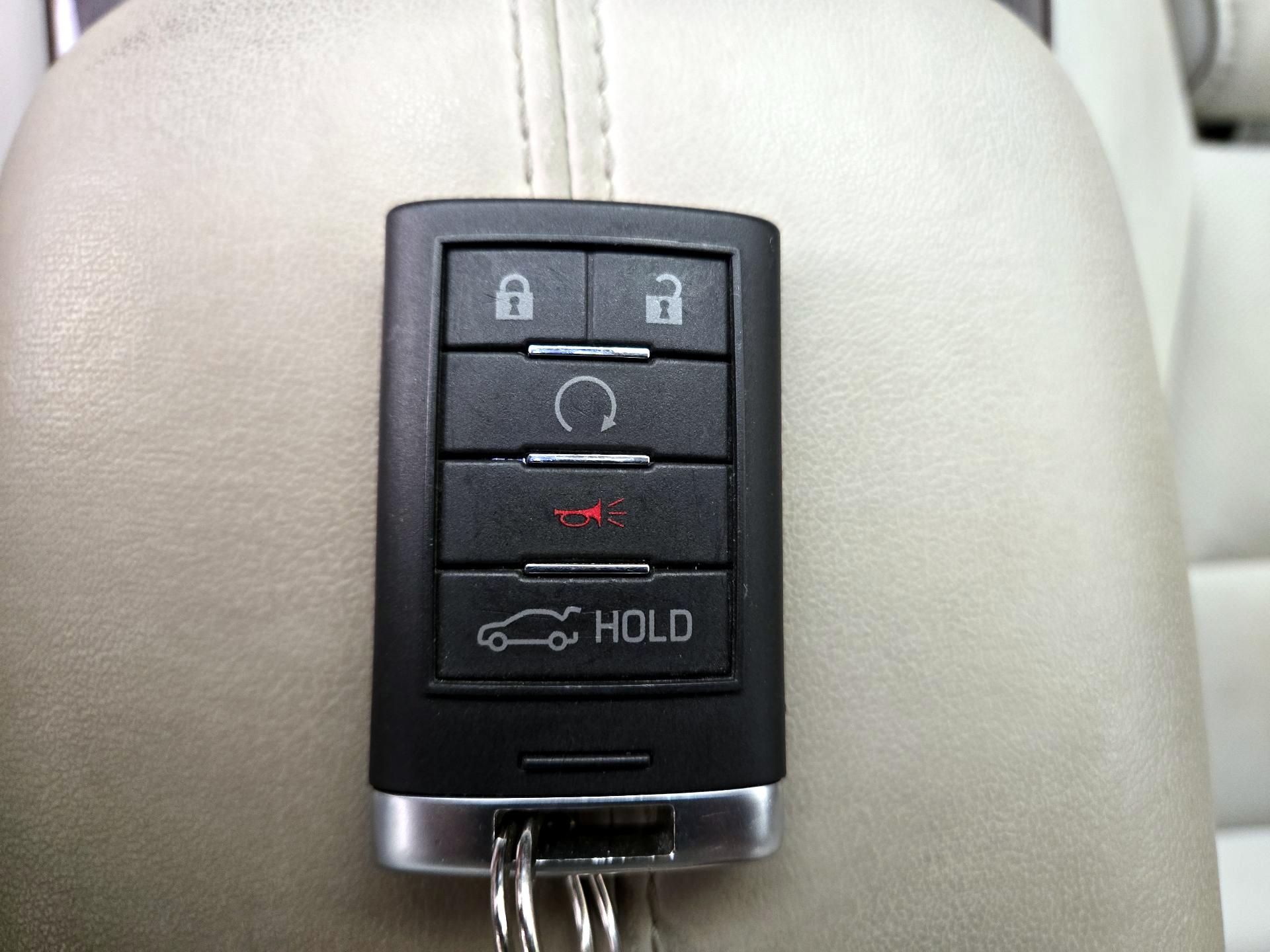 Thumbnail: 2014 Cadillac XTS - 20