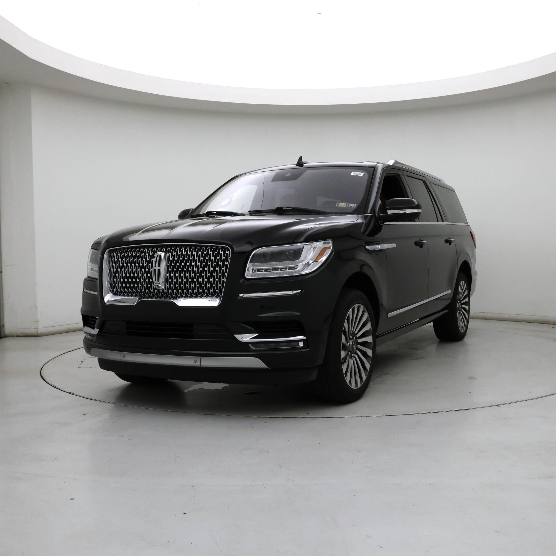 Thumbnail: 2020 Lincoln Navigator L - 4