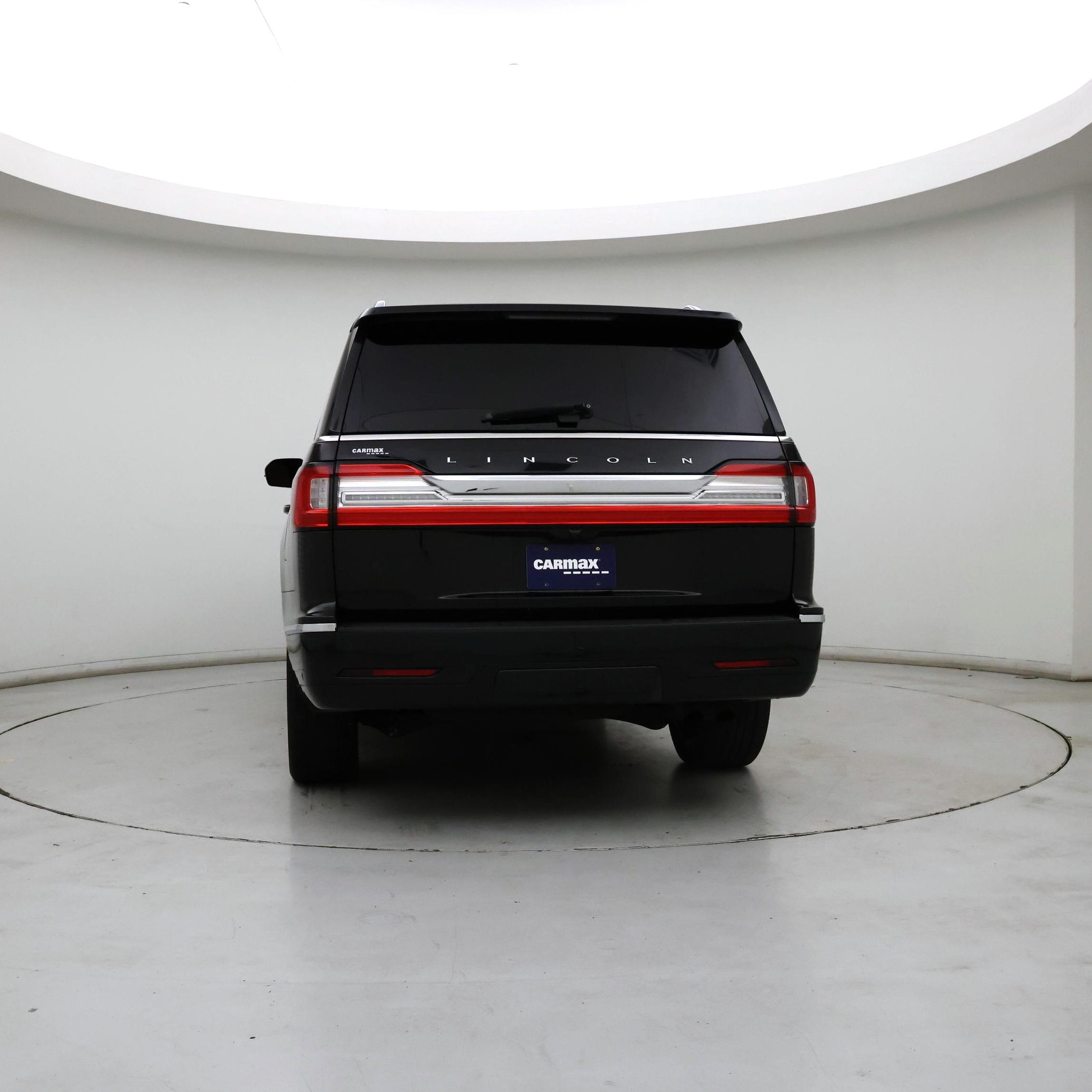 Thumbnail: 2020 Lincoln Navigator L - 6