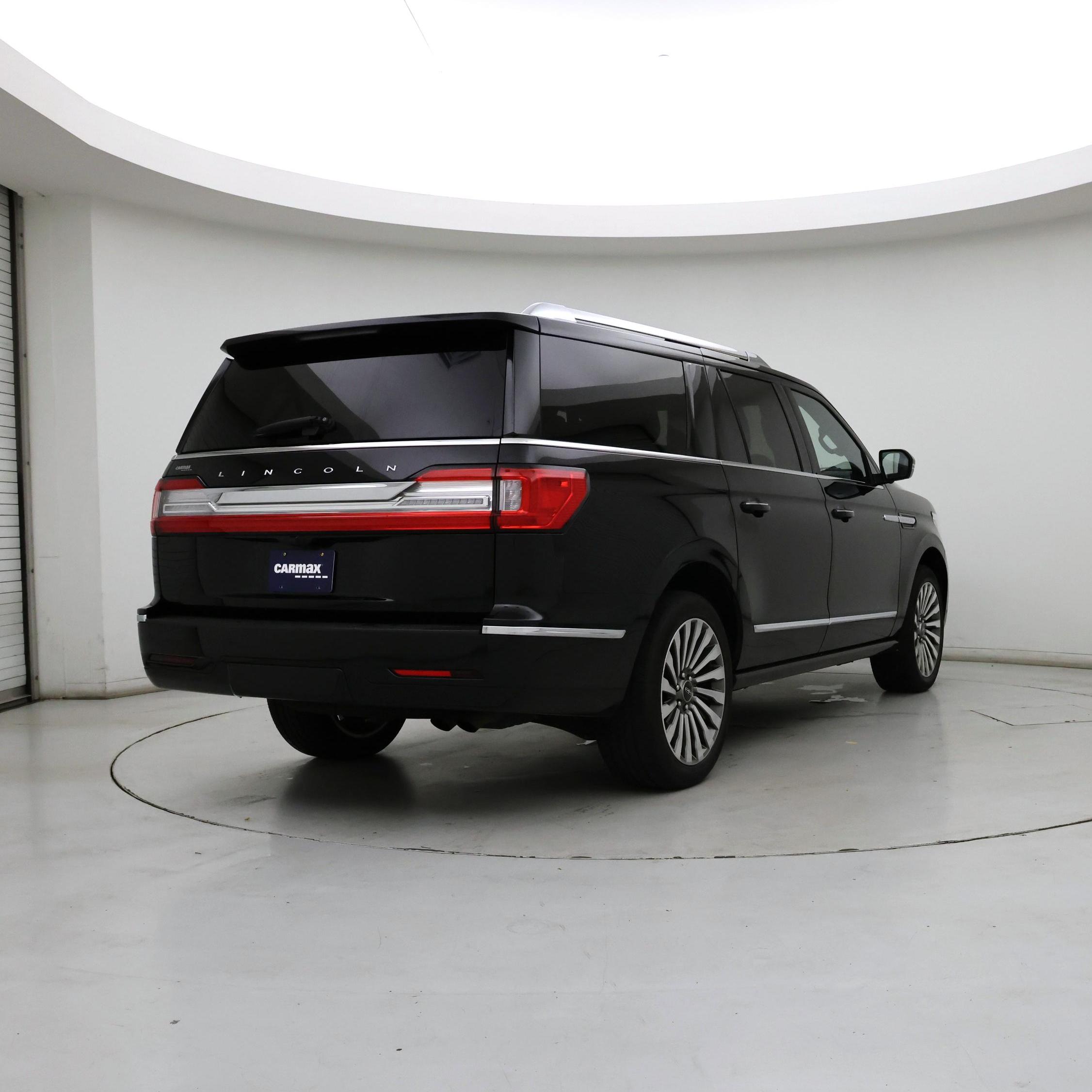 Thumbnail: 2020 Lincoln Navigator L - 8
