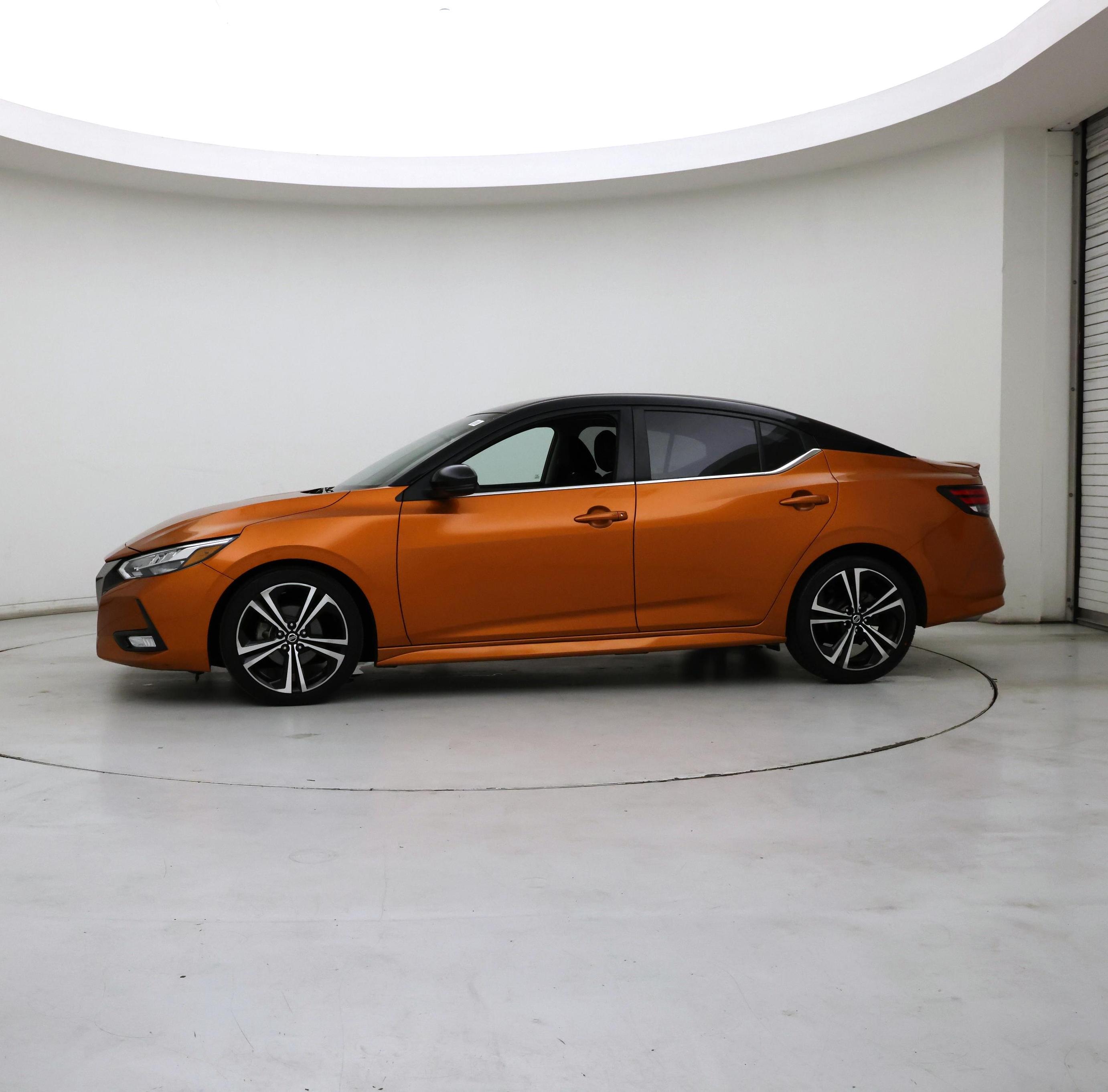 Thumbnail: 2021 Nissan Sentra - 3