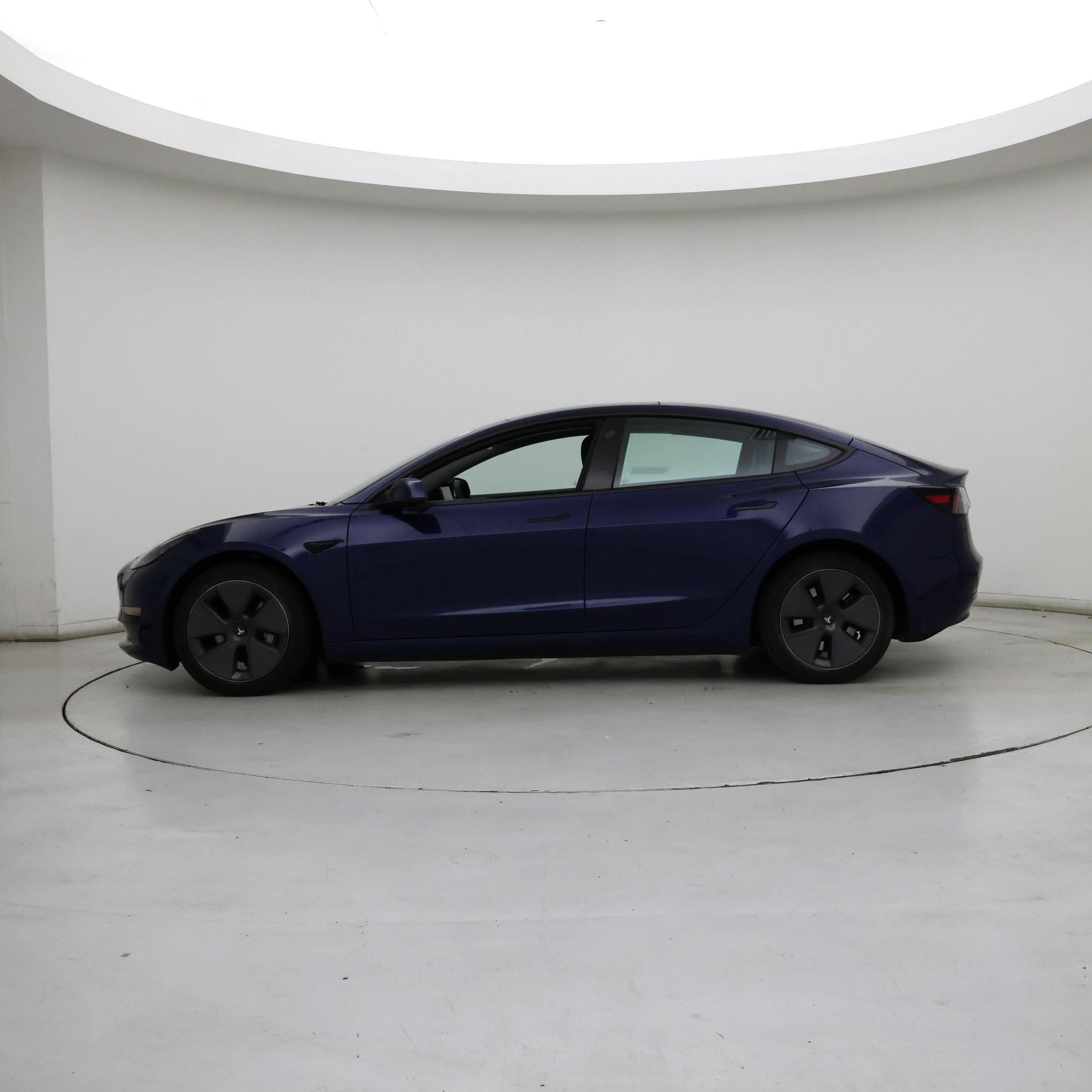 Thumbnail: 2022 Tesla Model 3 - 3