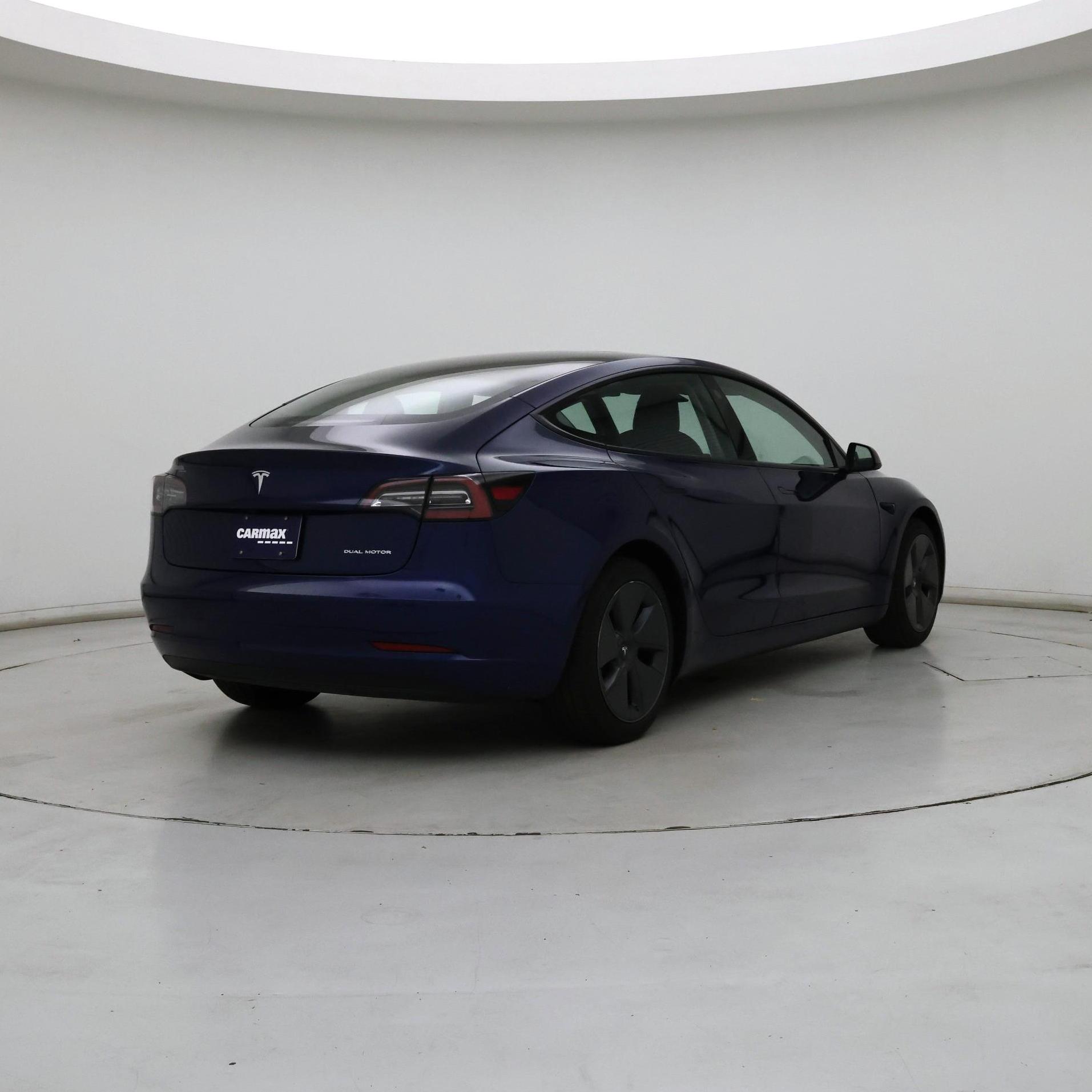 Thumbnail: 2022 Tesla Model 3 - 8