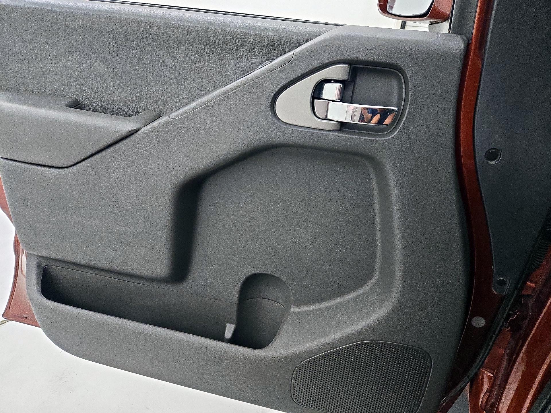Thumbnail: 2016 Nissan Frontier - 12