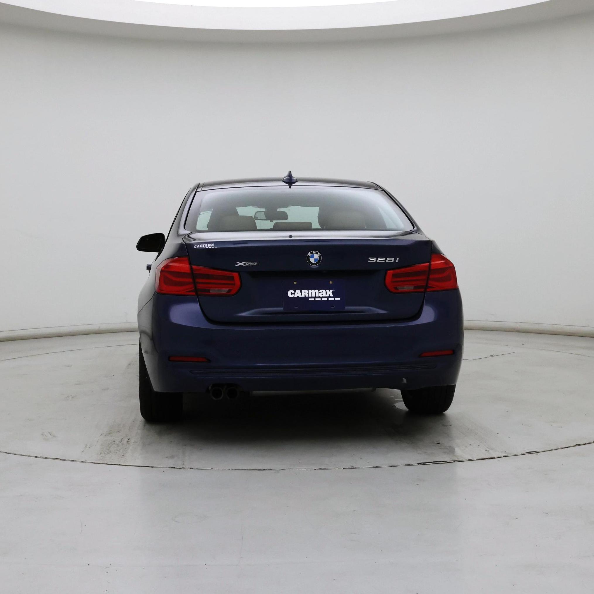 Thumbnail: 2016 BMW 3 Series - 6