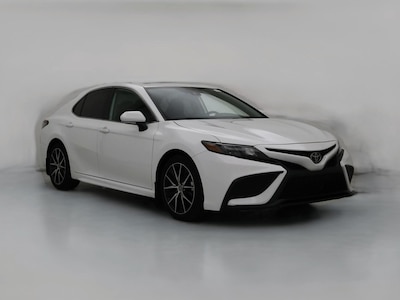 White 2024 Toyota Camry SE