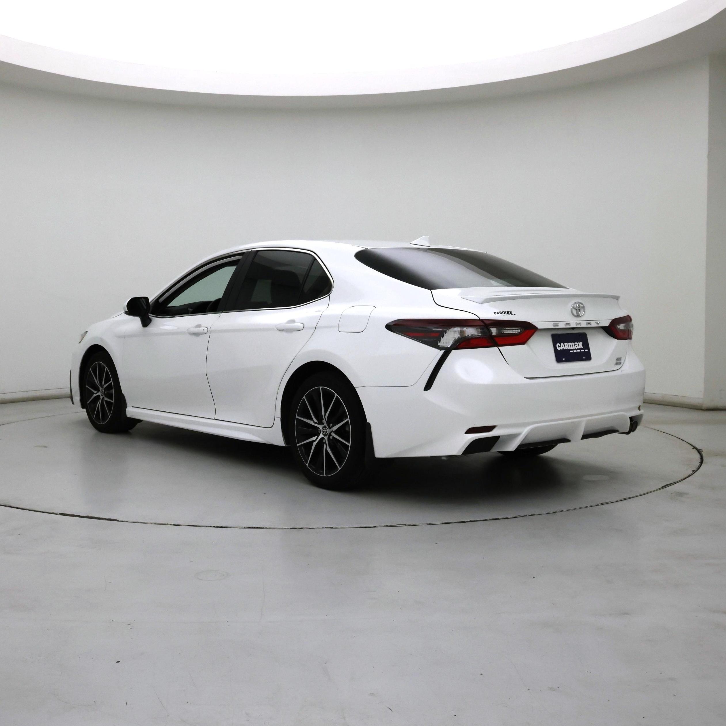 Thumbnail: 2024 Toyota Camry - 2