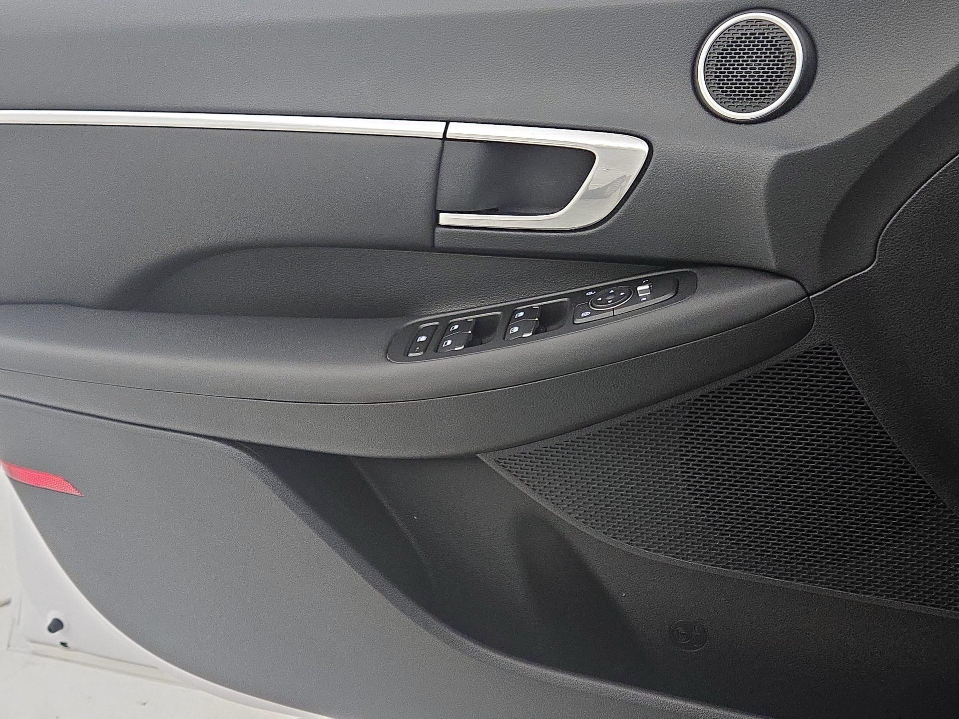 Thumbnail: 2023 Hyundai Sonata - 12
