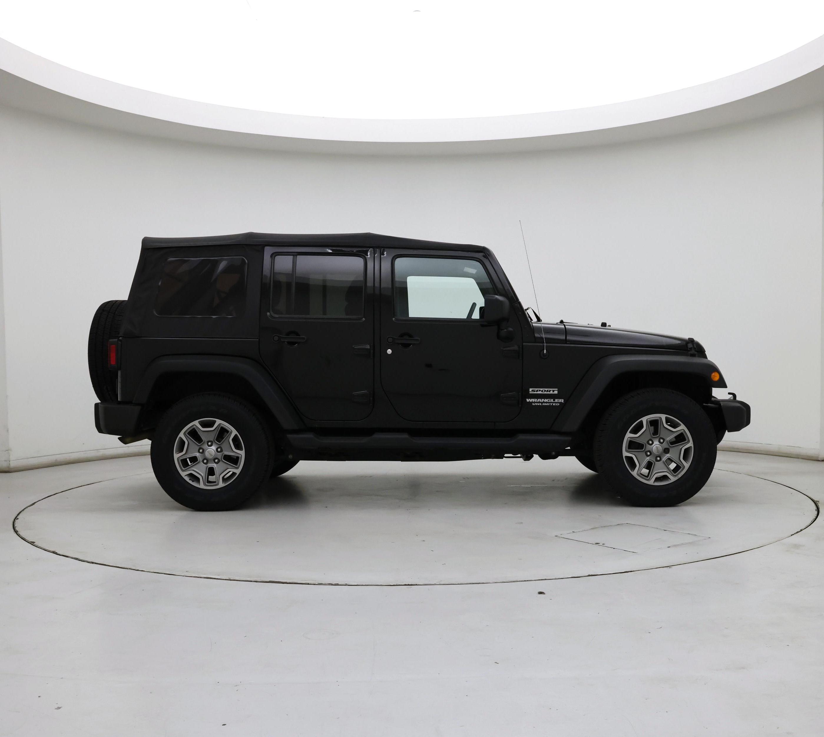 Thumbnail: 2017 Jeep Wrangler - 7