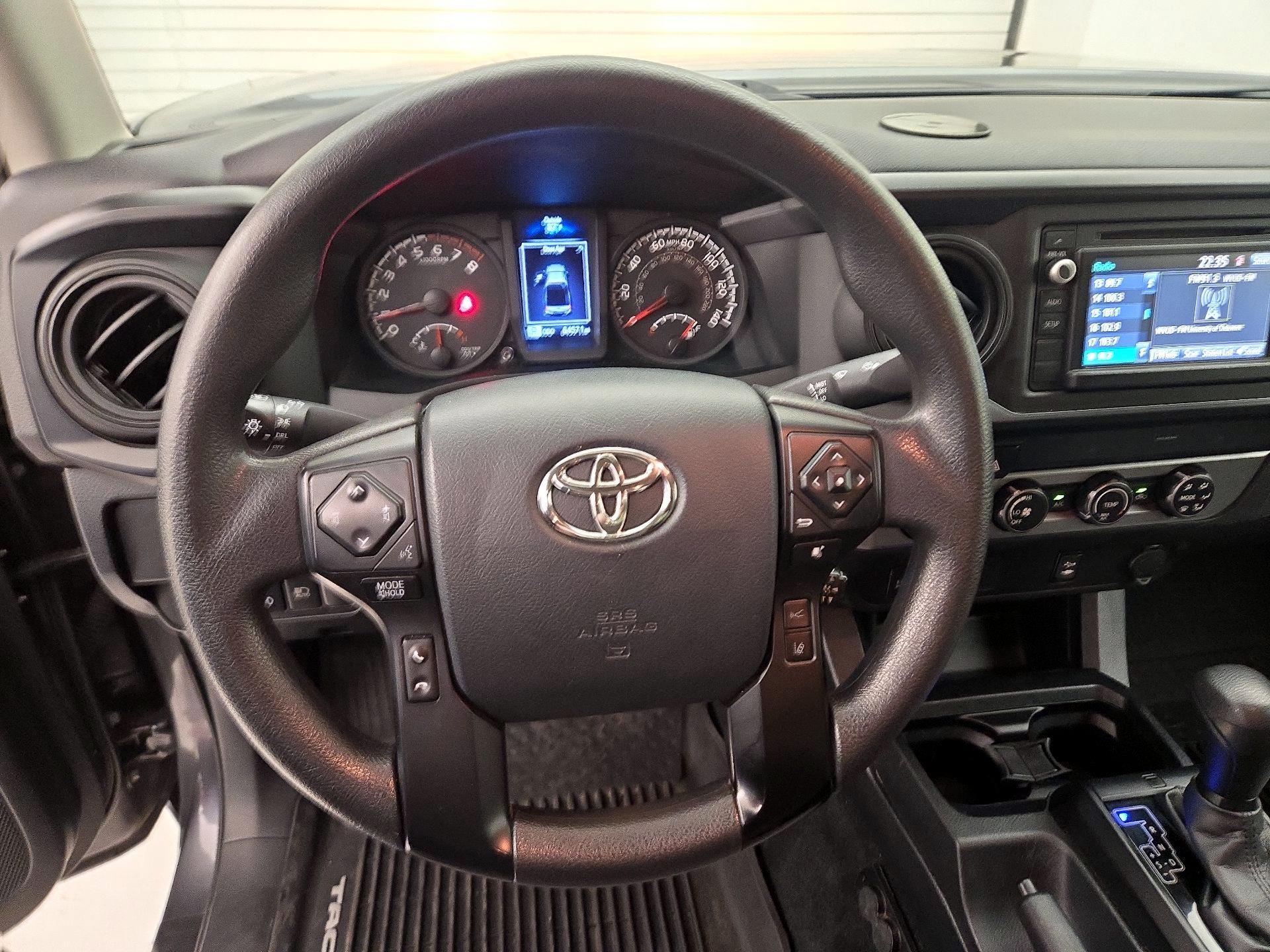 Thumbnail: 2019 Toyota Tacoma - 10