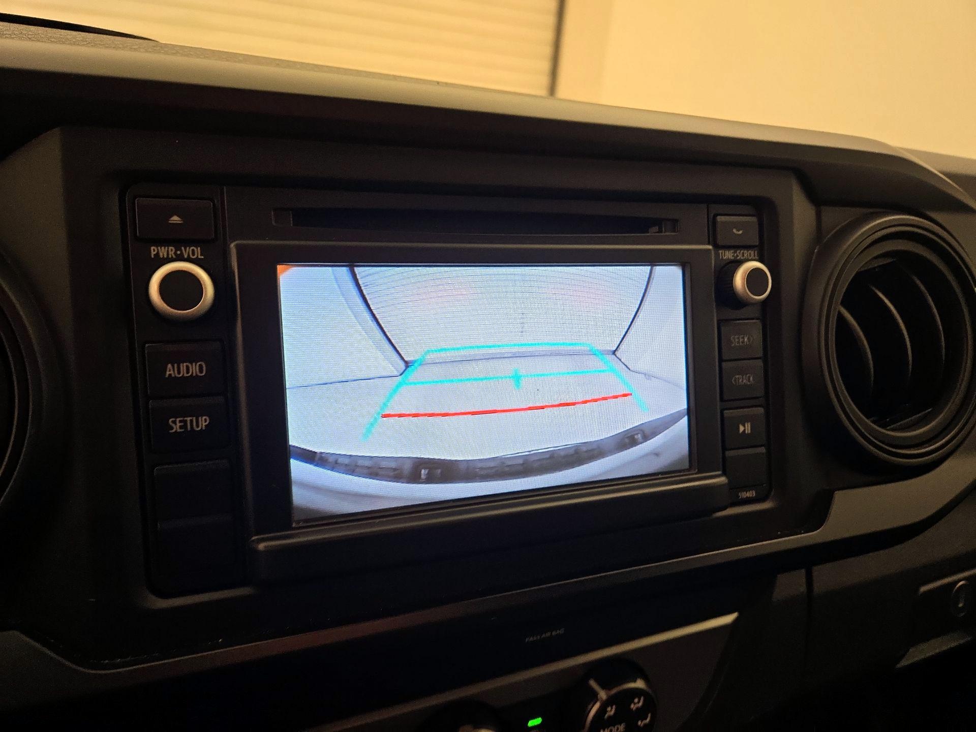 Thumbnail: 2019 Toyota Tacoma - 14