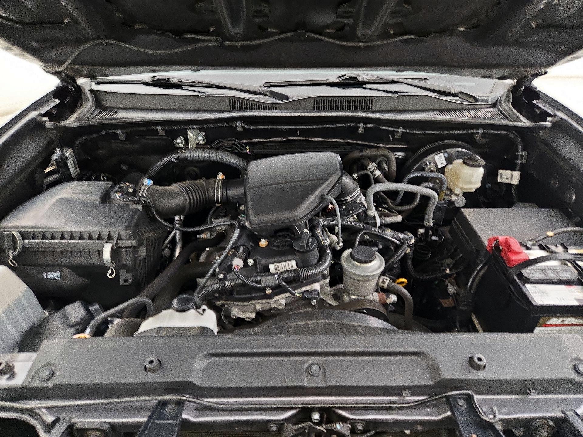 Thumbnail: 2019 Toyota Tacoma - 20