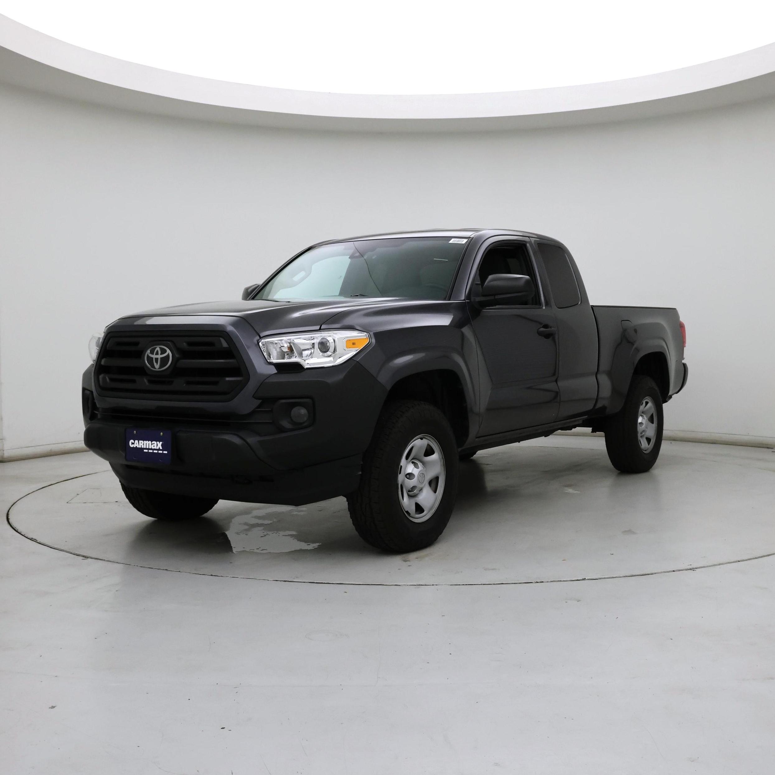 Thumbnail: 2019 Toyota Tacoma - 4