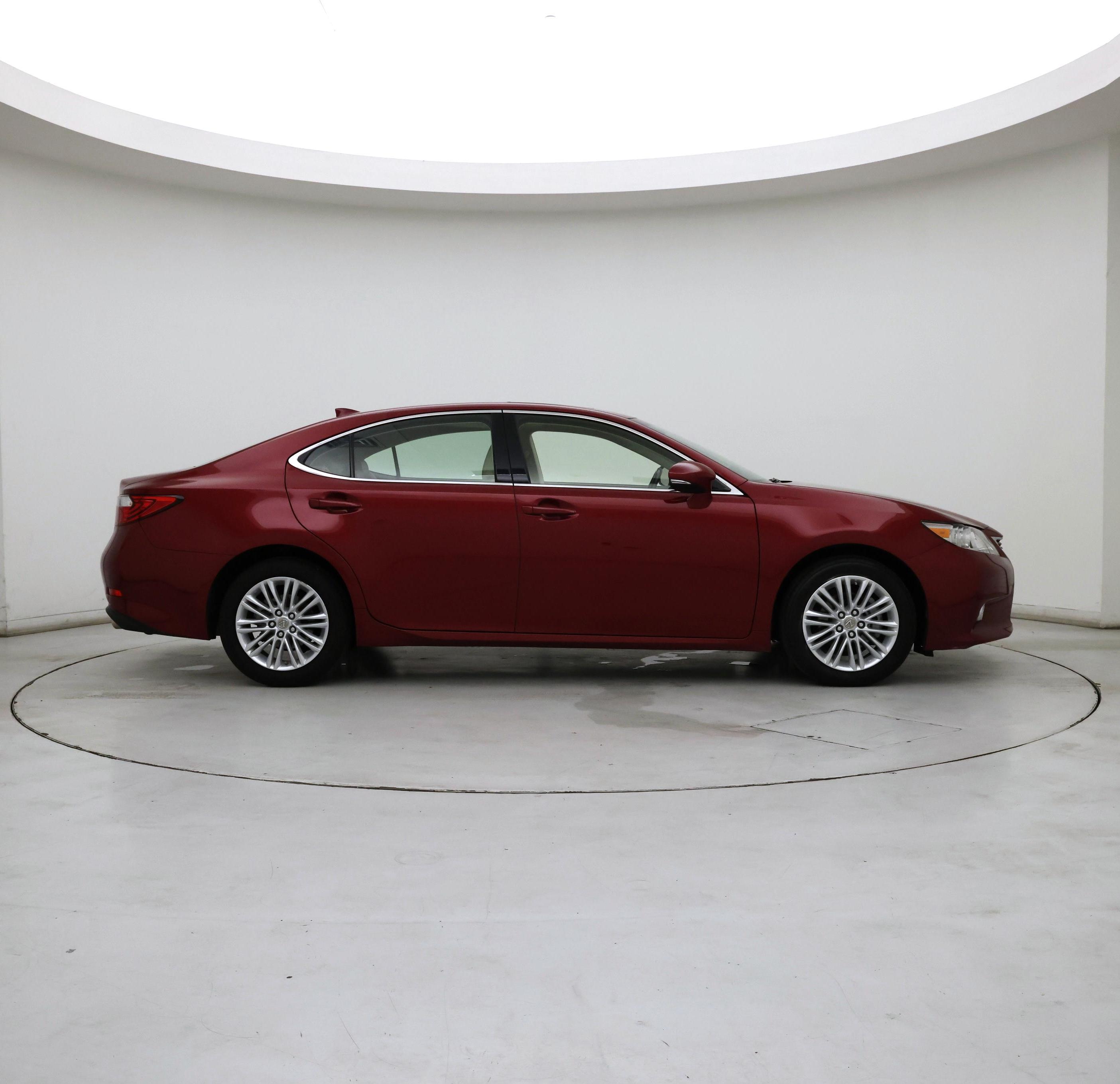 Thumbnail: 2015 Lexus ES - 7