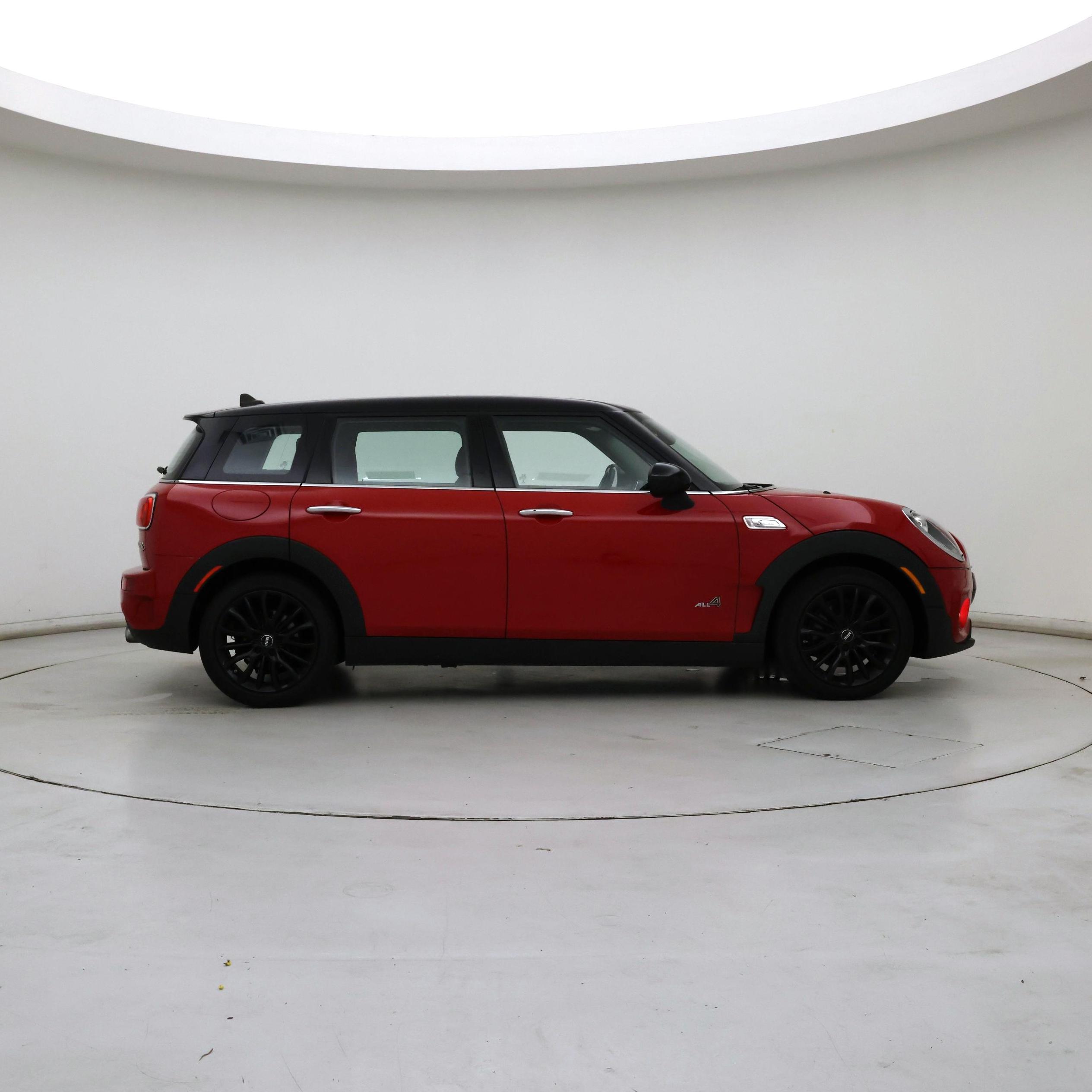 Thumbnail: 2019 MINI Cooper Clubman - 7