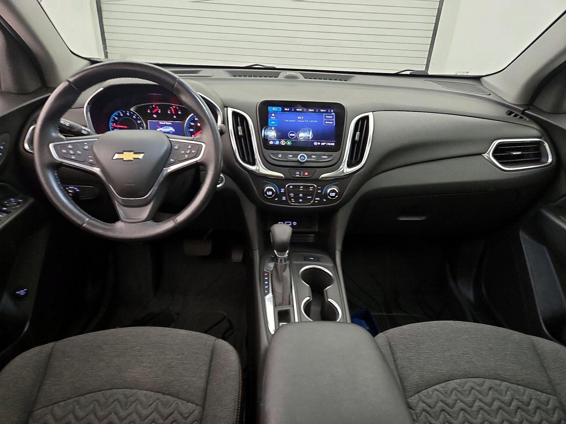 Thumbnail: 2022 Chevrolet Equinox - 9