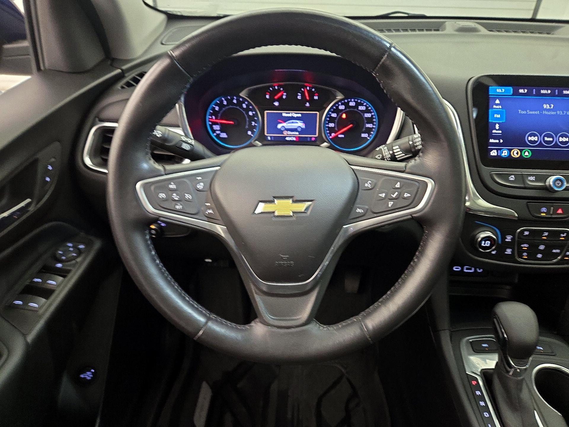 Thumbnail: 2022 Chevrolet Equinox - 10